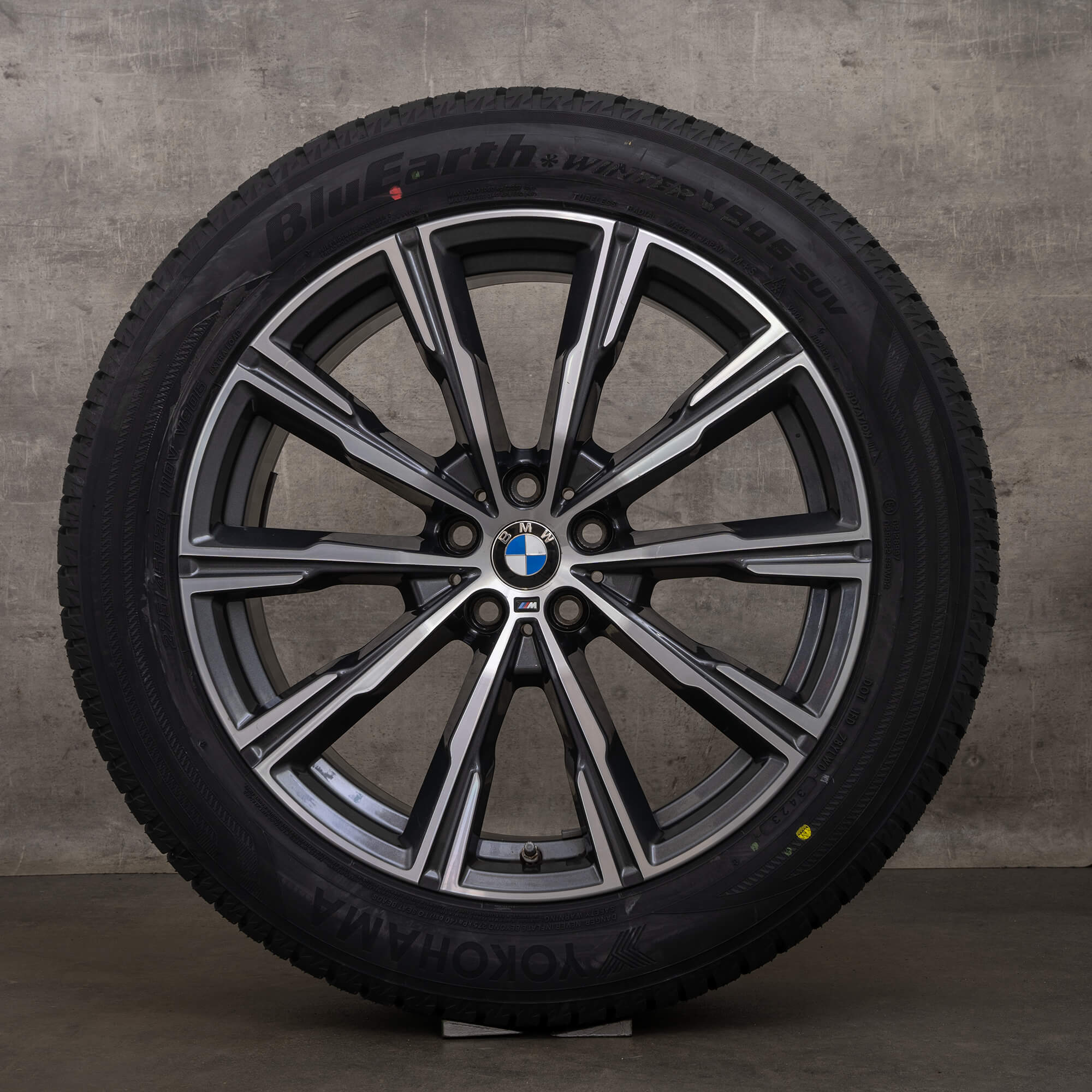 OEM BMW X5 X6 winter wheels 20 inch G05 G06 rims Styling 740 M 8071996 orbit grey front polish