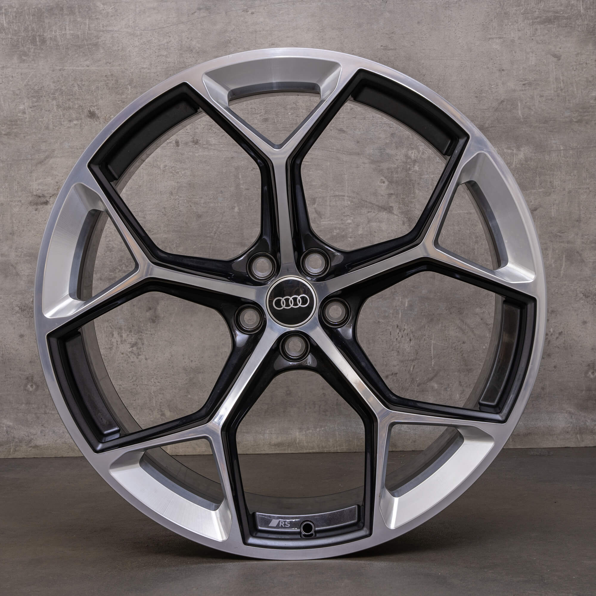 OEM Audi RS6 RS7 rims 22 inch 4K C8 Performance 4K0601025BN black glossy turned NEW