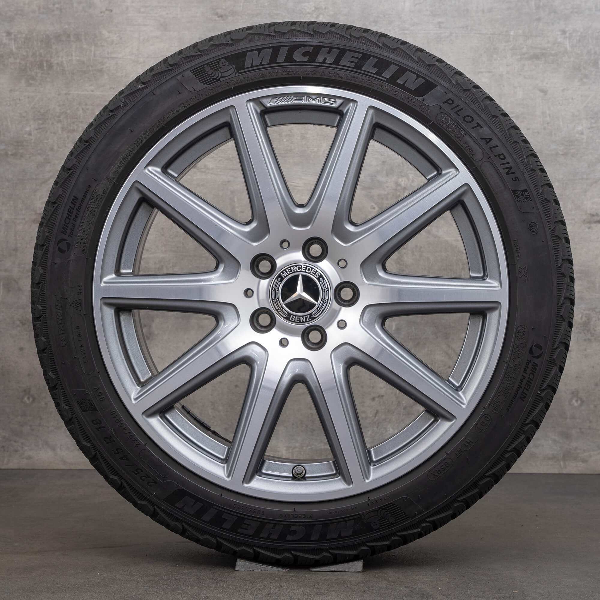 AMG Mercedes Benz A-Klasse A45 & S W177 CLA35 CLA 45 C118 winterwielen 18 inch