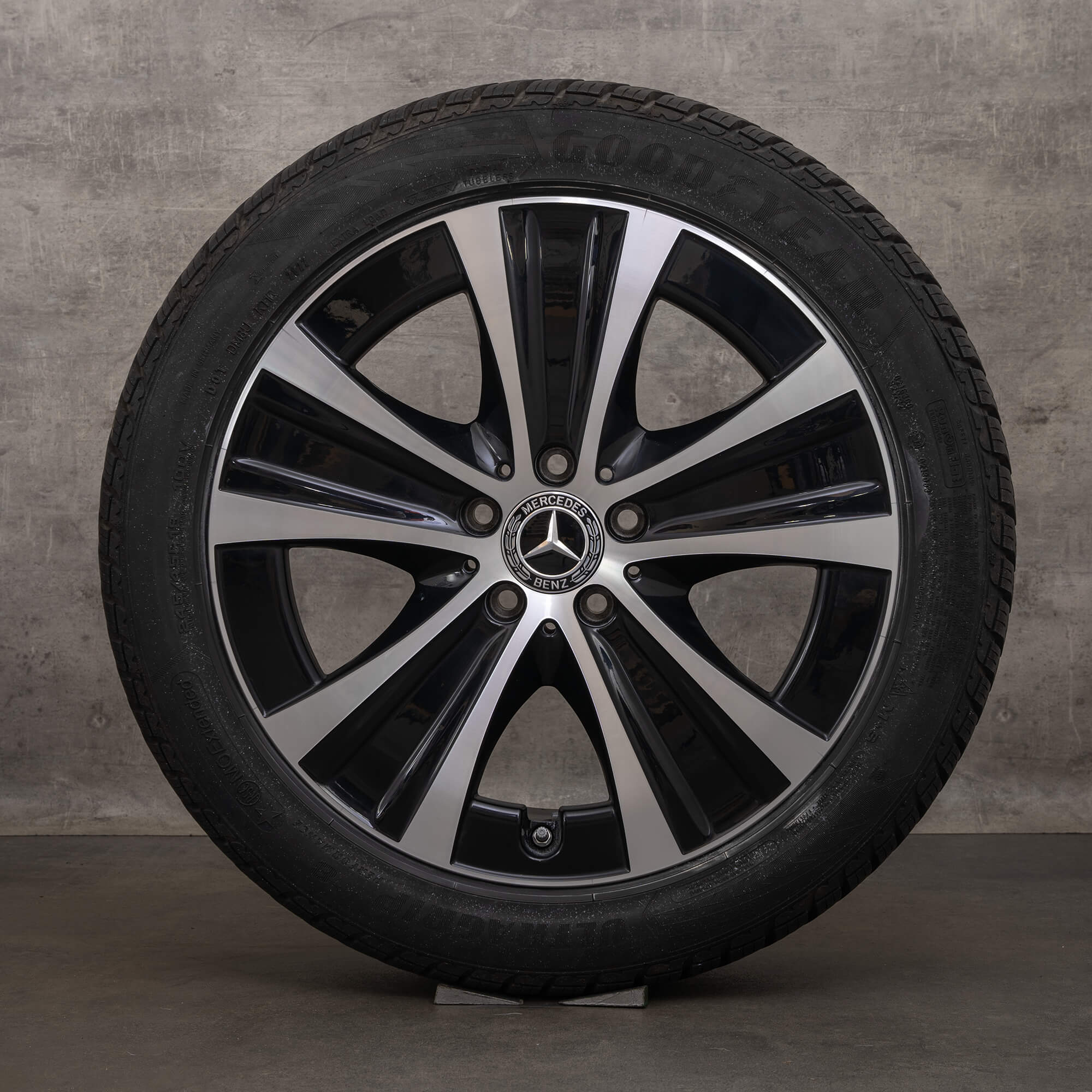 Jante de iarnă Mercedes Benz Clasa E 18 inch W213 S213 C238 A238 jante A2134013700 negru lucios