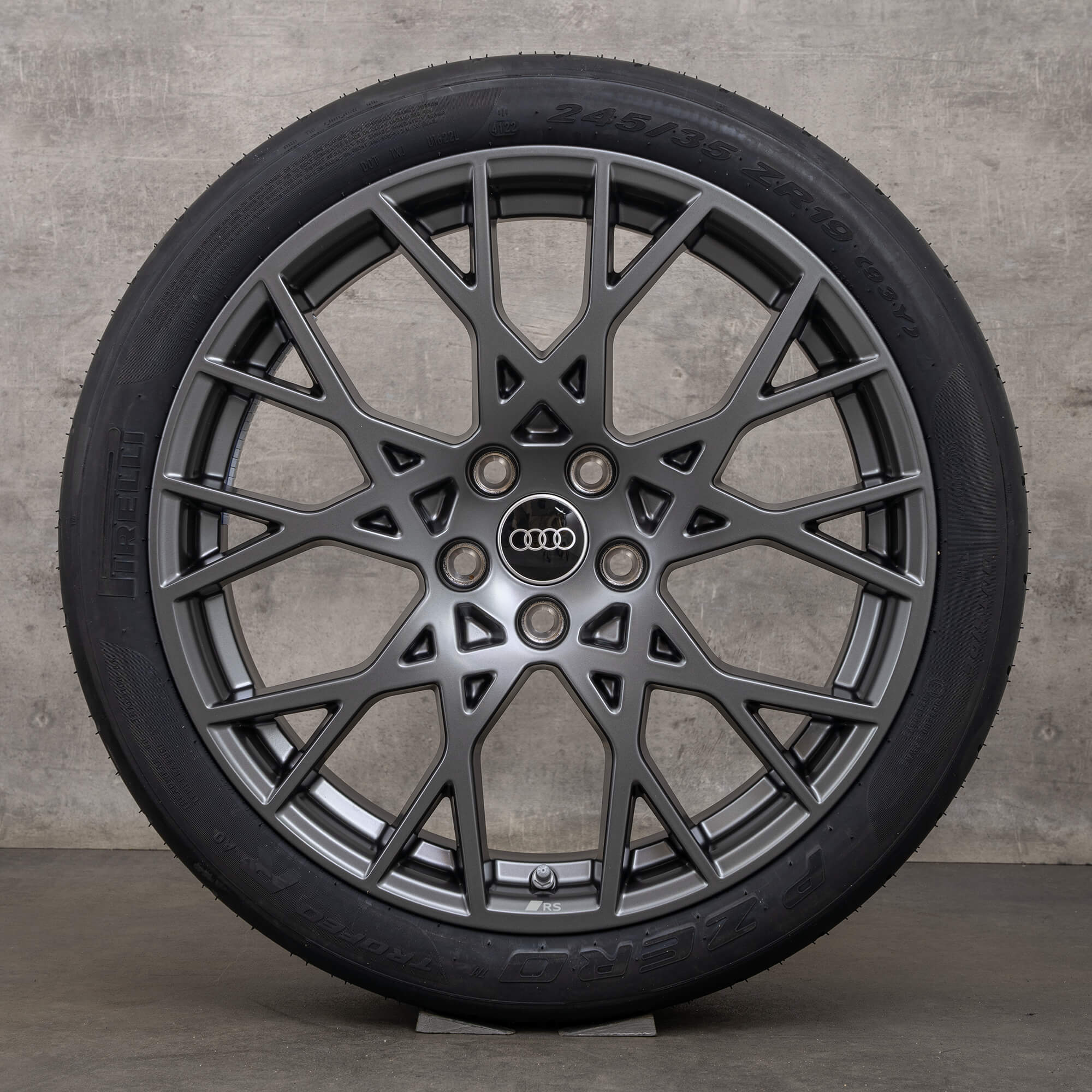 Original Audi RS3 8Y 19 inch winter tires rims 8Y0601025CL grey NEW