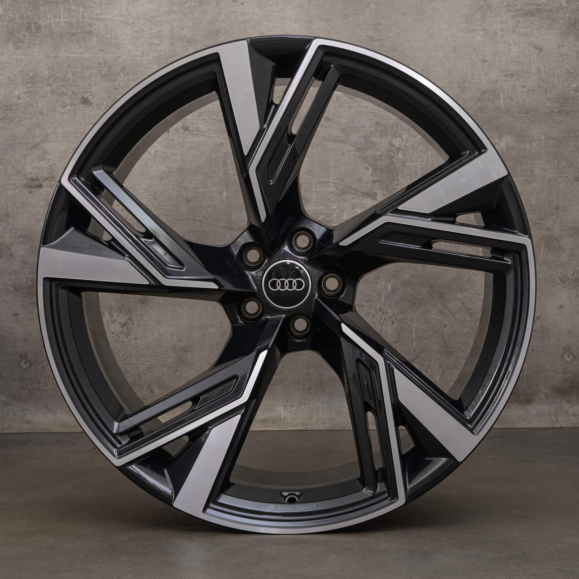 Originele Audi RS6 RS7 C8 22 inch velgen 4K0601025BL trapeziumzwart met