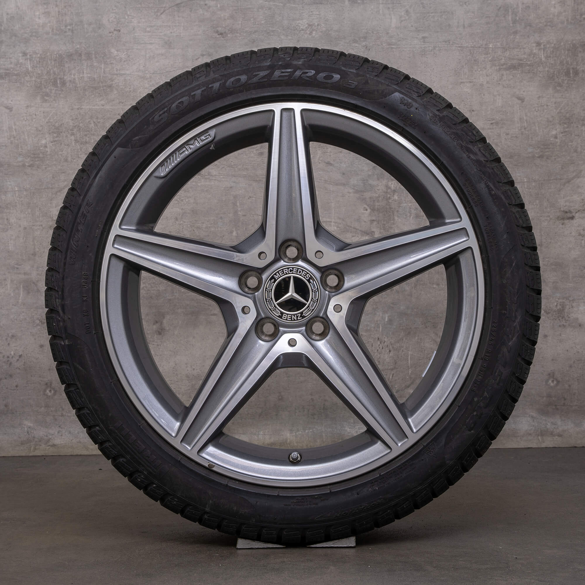 Originele Mercedes Benz C-klasse AMG wintervelgen 18 inch W205 S205 C205 A205 velgen A2054011100 himalayagrijs glanzend gedraaid