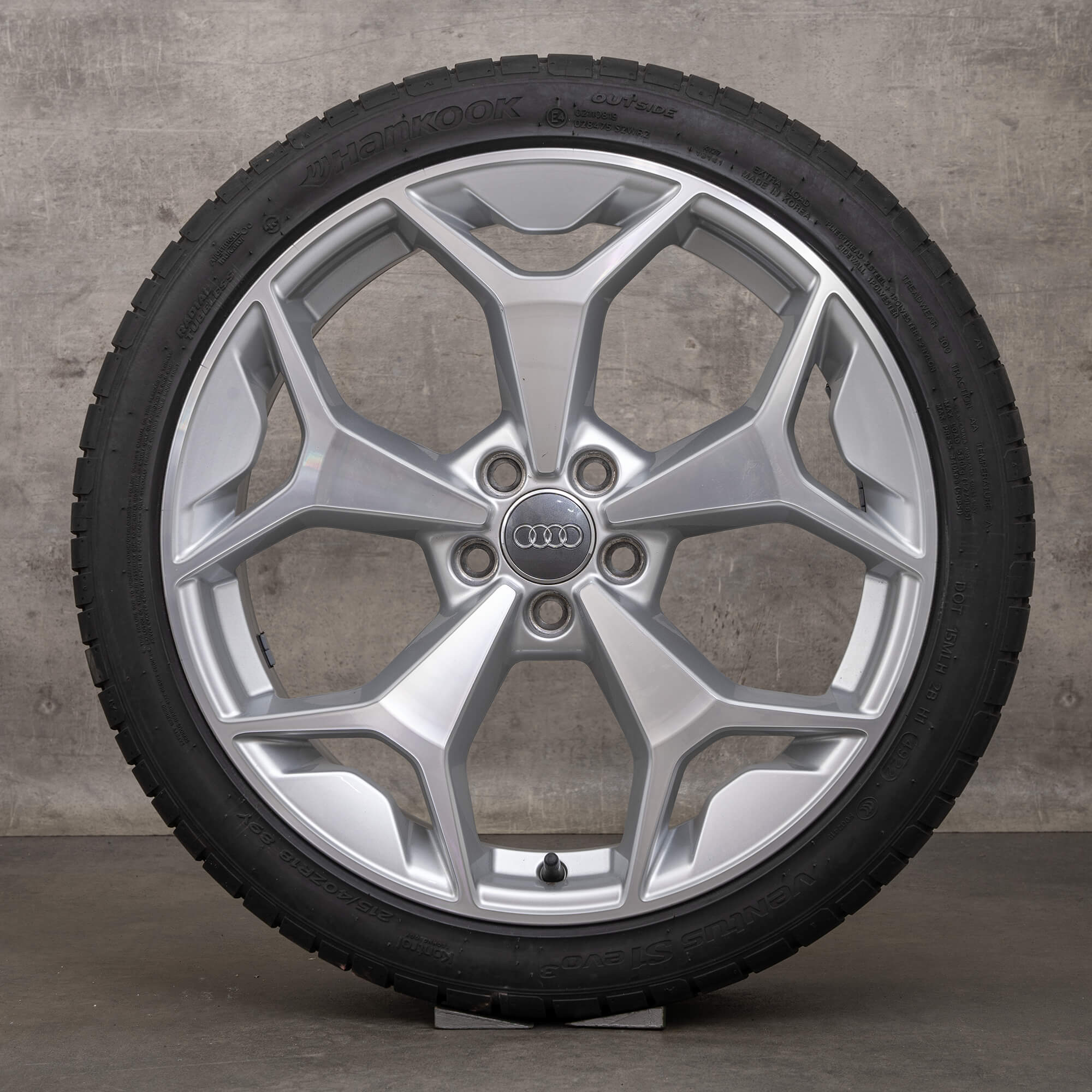 Audi A1 GB jante 18 inch roți vară anvelope 82A601025L aluminiu