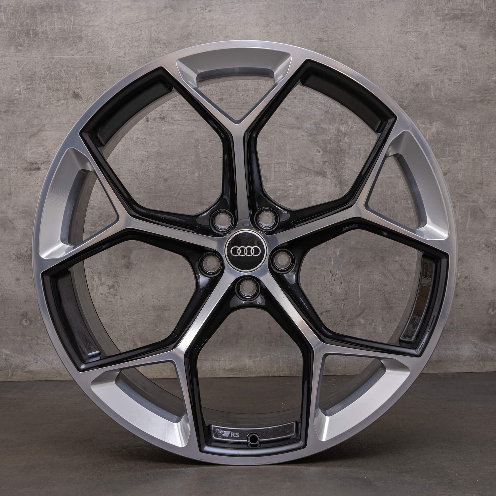 OEM Audi RS6 RS7 rims 22 inch 4K C8 Performance 4K0601025BN black glossy turned NEW