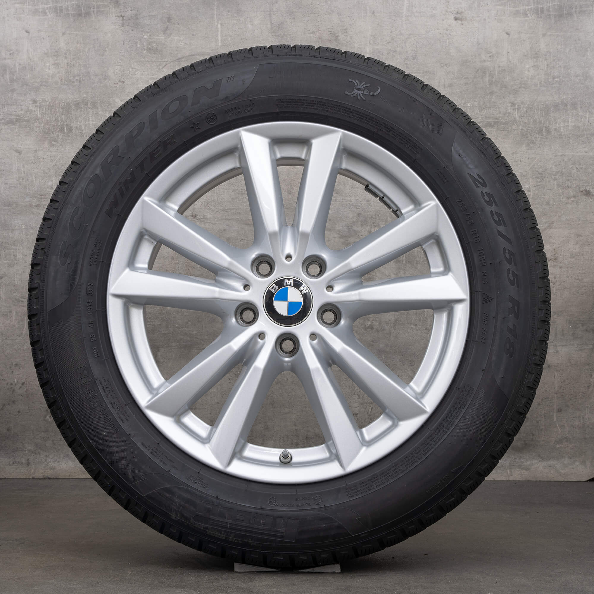 BMW X5 F15 Styling 446 vinterhjul 18 tums vinterdäck fälgar 6853952