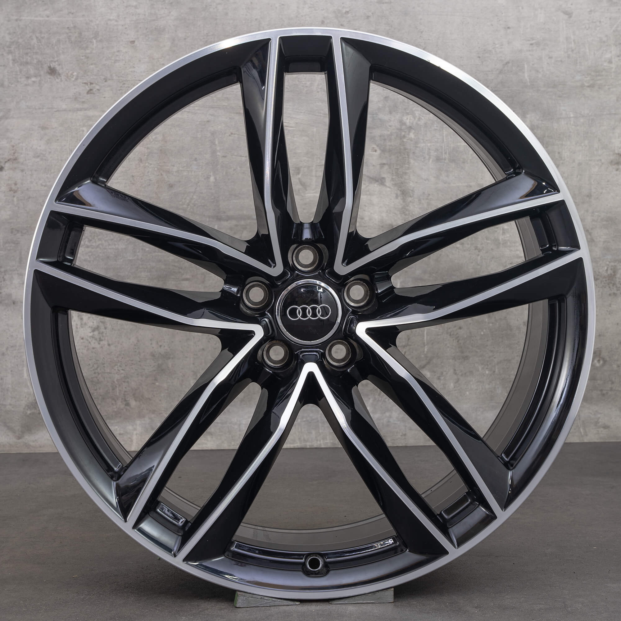 Jante Audi 21 inch RS6 4G C7 jante aluminiu S line 4G0601025CG 9,5 x ET 25