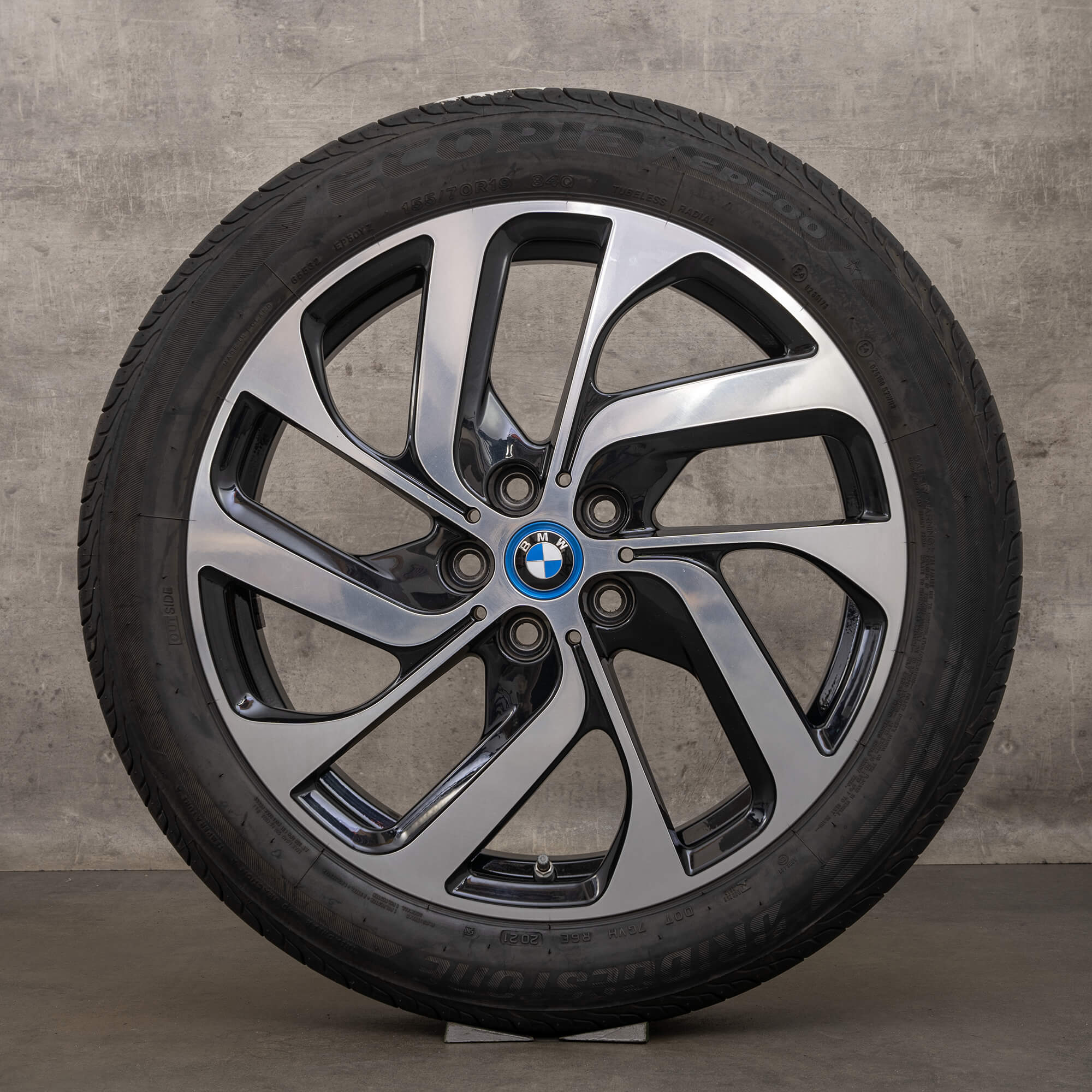 Llantas originales BMW i3 I01 de 19 pulgadas con neumáticos verano 6852054