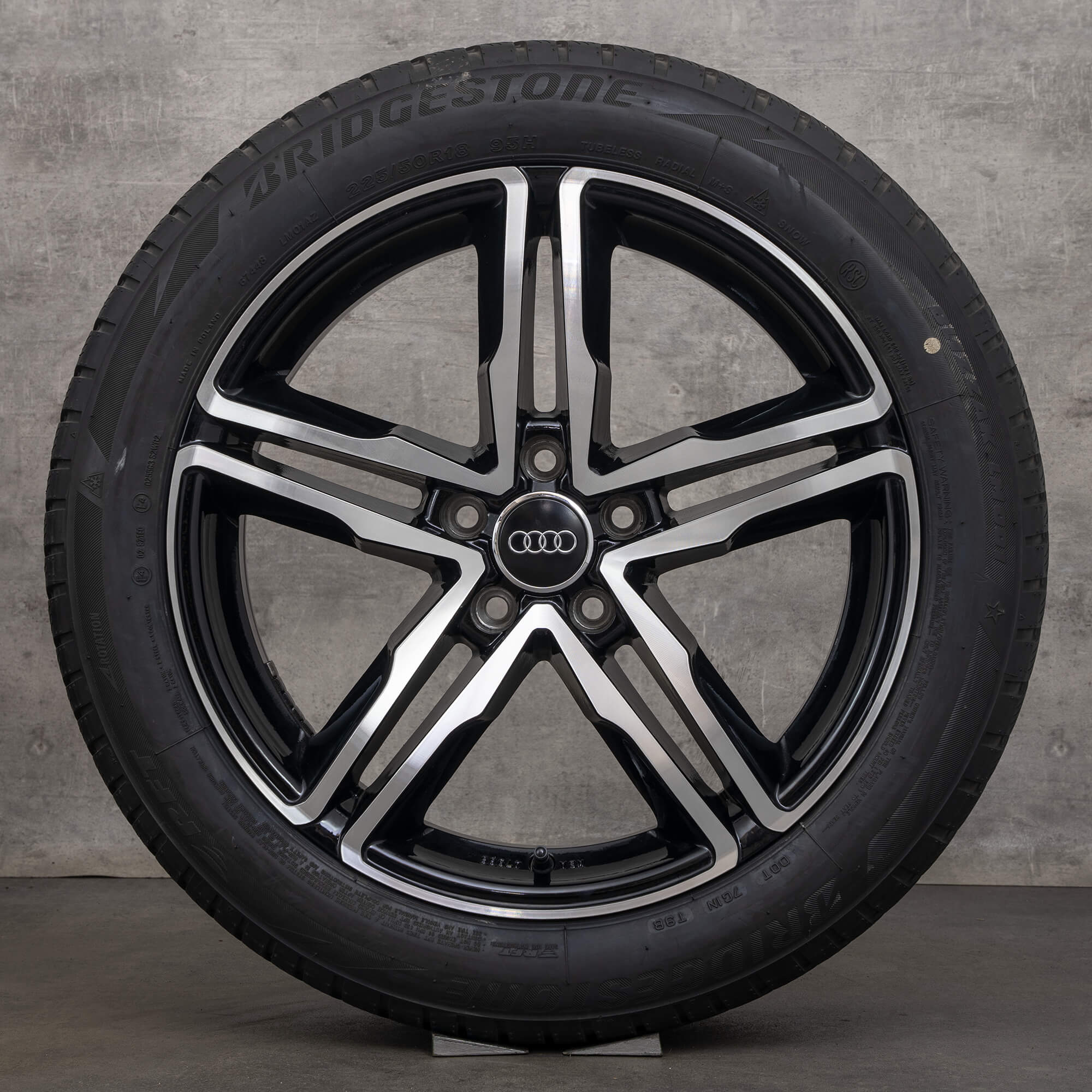 Audi A6 4G RSQ3 8U roues hiver pneus jantes aluminium 18 pouces KBA47966