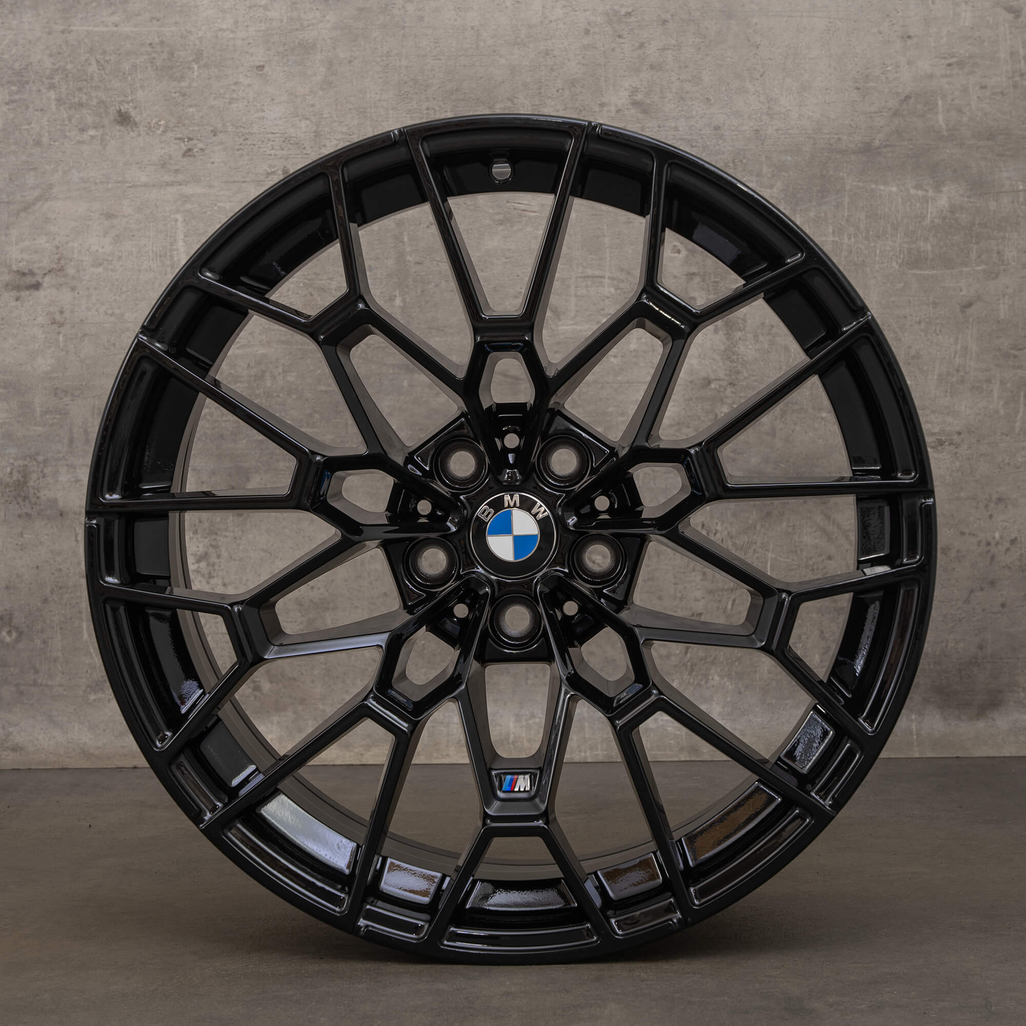 Originální BMW M2 G87 M3 G80 M4 G82 G83 19 20 palcové ráfky 827 M 7884365