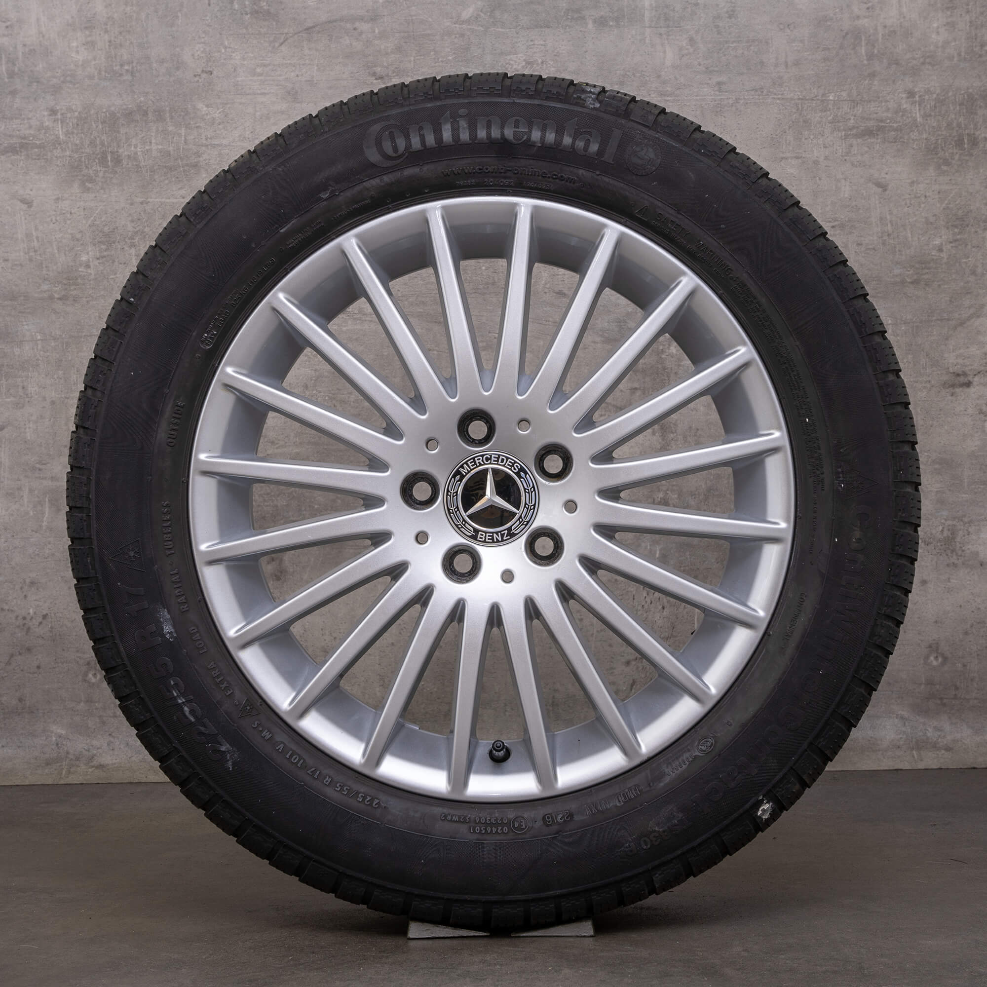 OEM Mercedes Benz V-Class winter tires 17 inch W447 Vito Viano rims A4474012300 silver