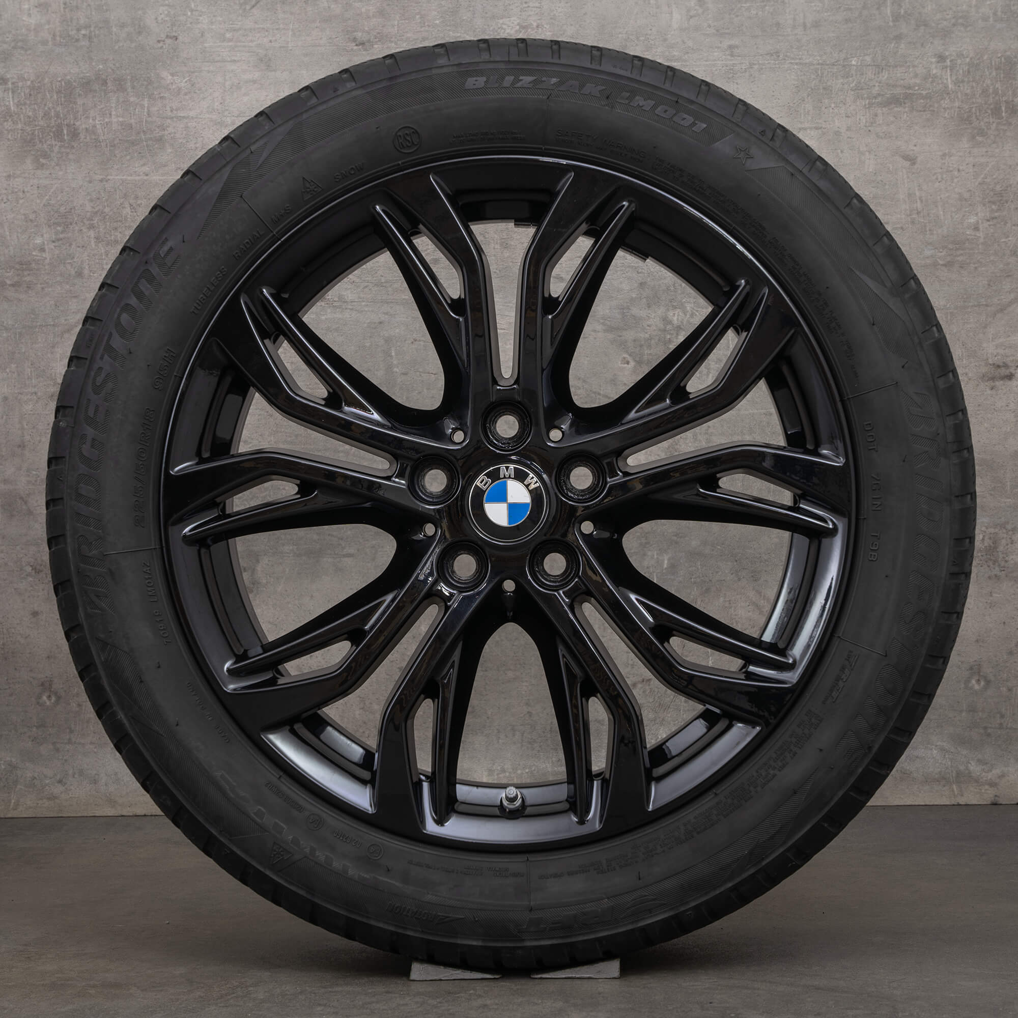 BMW X1 F48 X2 F39 zimni alu kola 18 palcové ráfky pneumatiky 6883503 Styling 566