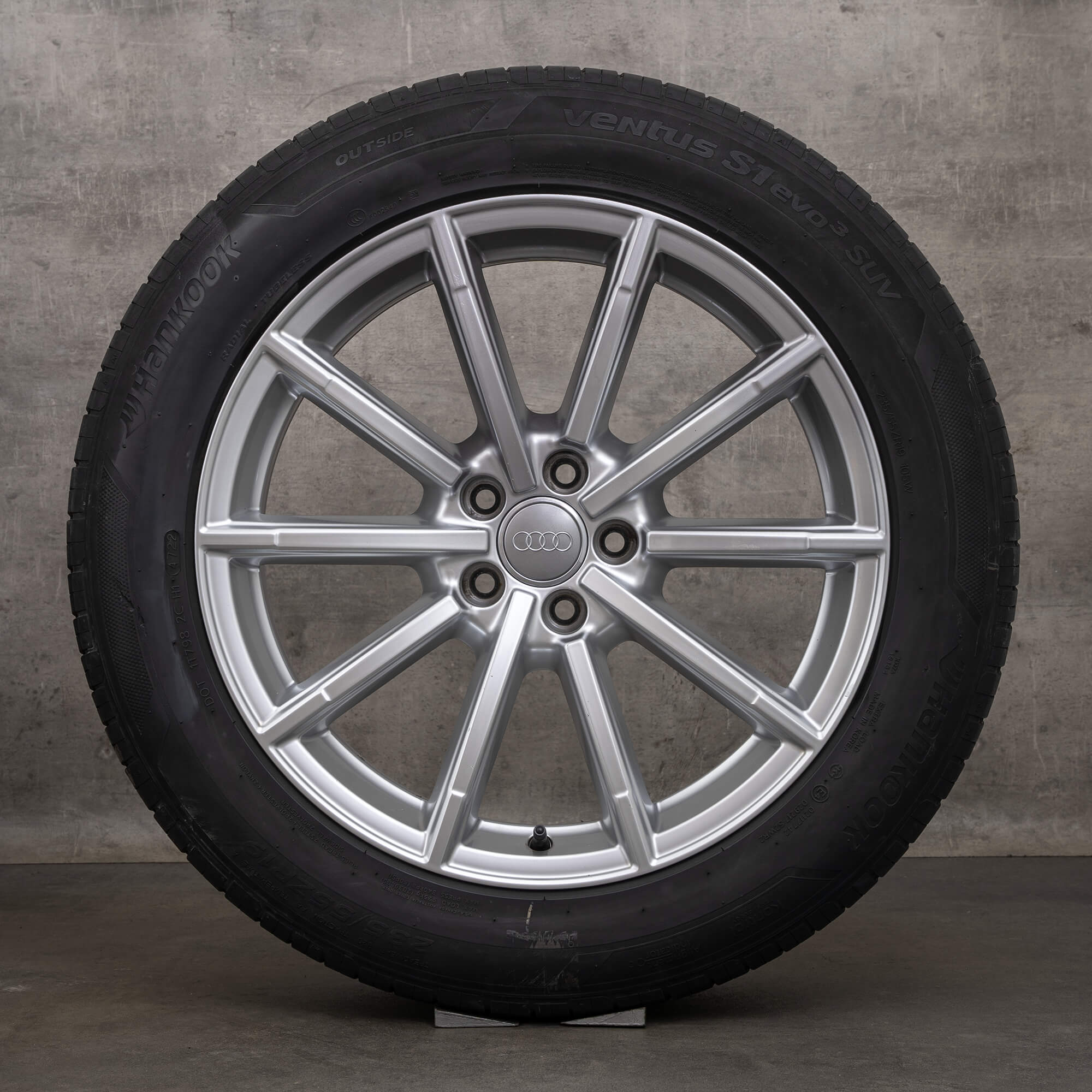 Audi Q5 SQ5 8R jante vara 19 inch anvelope 8R0601025CC aluminiu