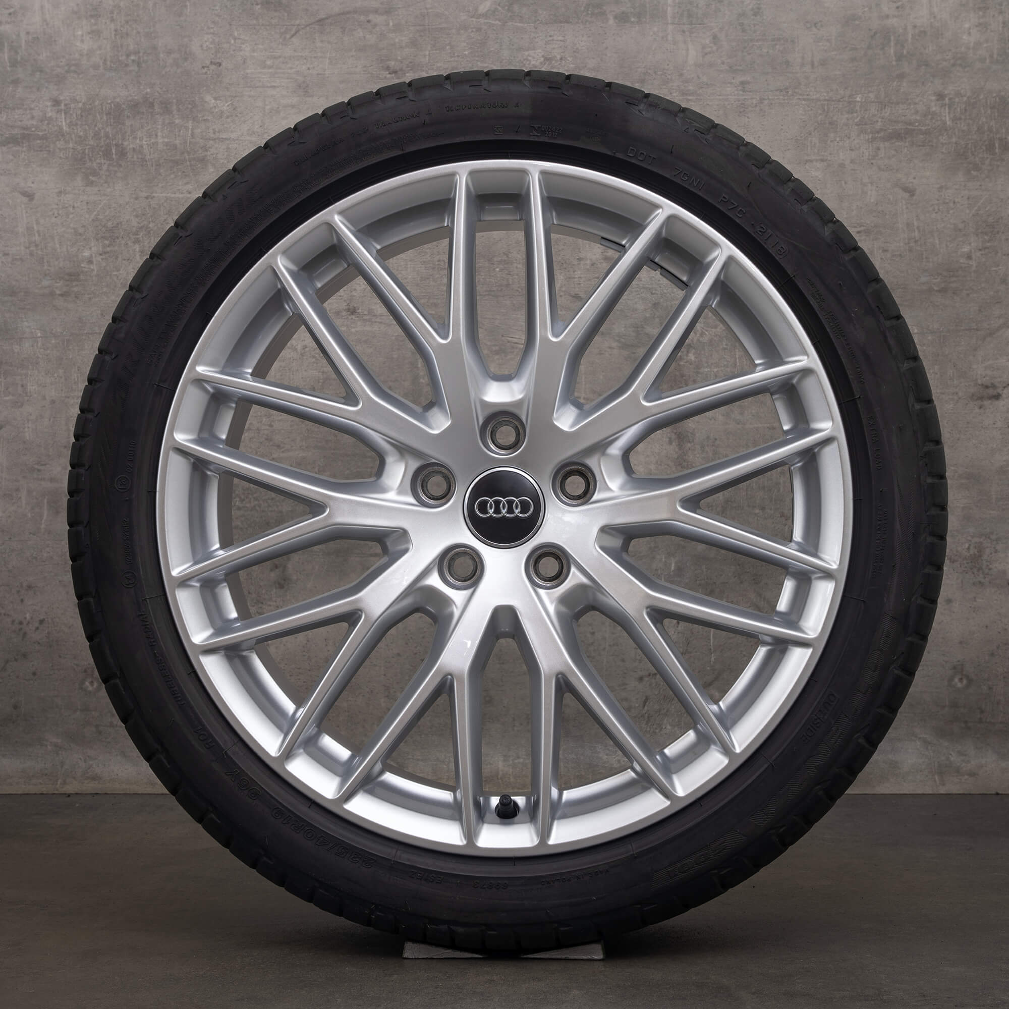 Jante originale Audi Q2 SQ2 19 inch GA roți de vară 81A601025L argintiu