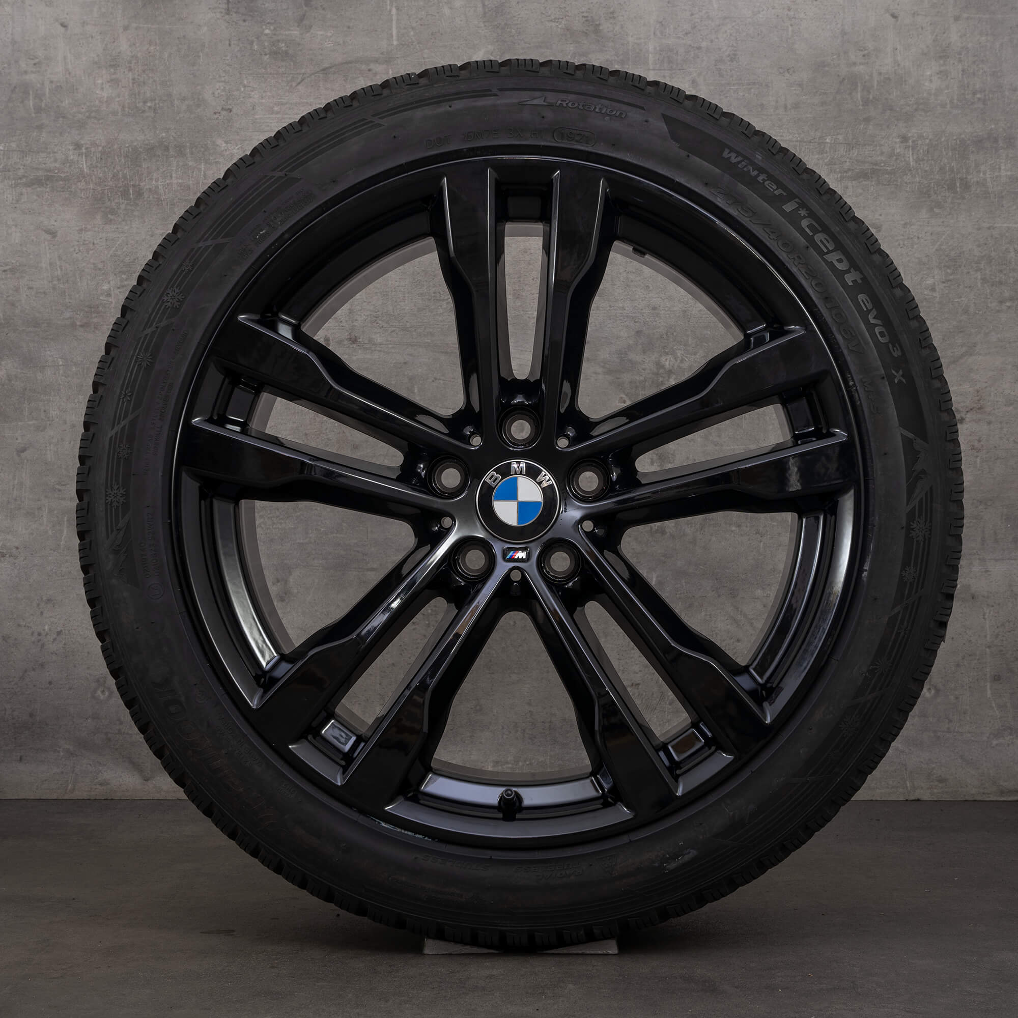 BMW X5 E70 F15 X6 F16 kompletni zimni alu kola 20 palcové pneumatiky ráfky 468 M