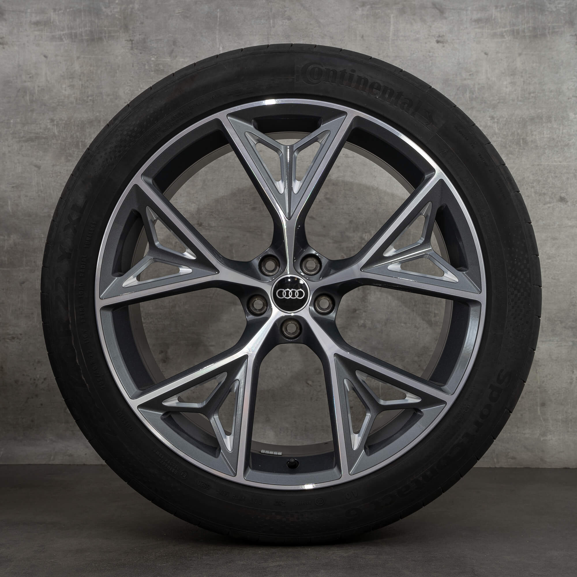 Audi 22 inch velgen Q8 SQ8 4M8 zomervelgen zomerbanden alloy velgen