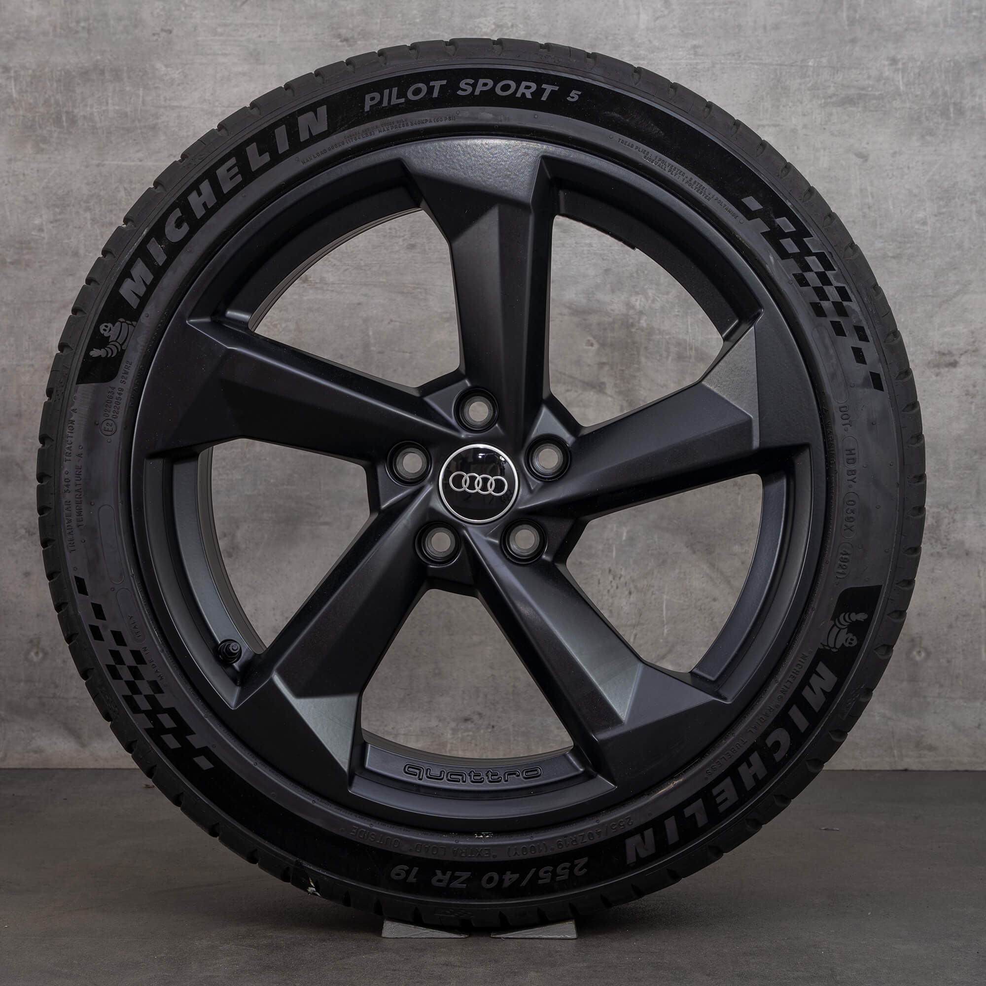 Originale Audi A5 S5 F5 8W B9 jante de vara 19 inch rotor anvelope 8W0601025CE