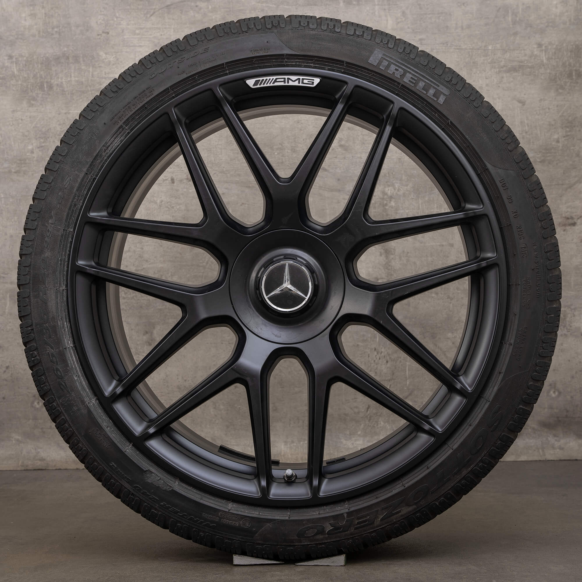 Pneus hiver AMG Mercedes E63 S W213 S213 20 pouces d'origine, jantes A2134013000