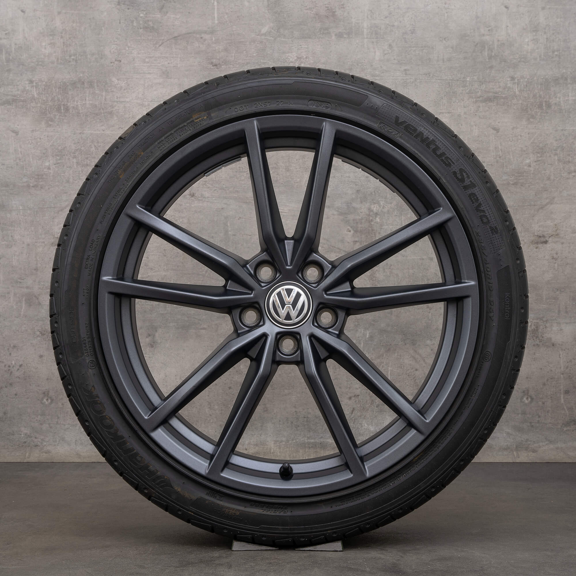 VW Passat 3G B8 summer wheels 19 inch Pretoria rims tires 3G0601025BH