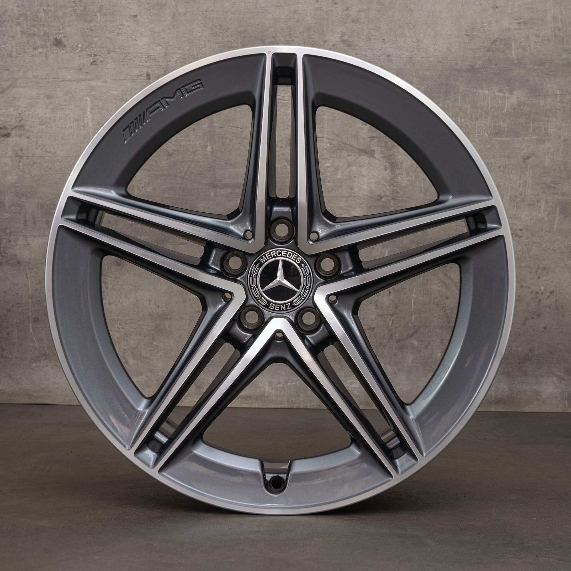 Originele Mercedes Benz CLA AMG velgen 19 inch 45 C118