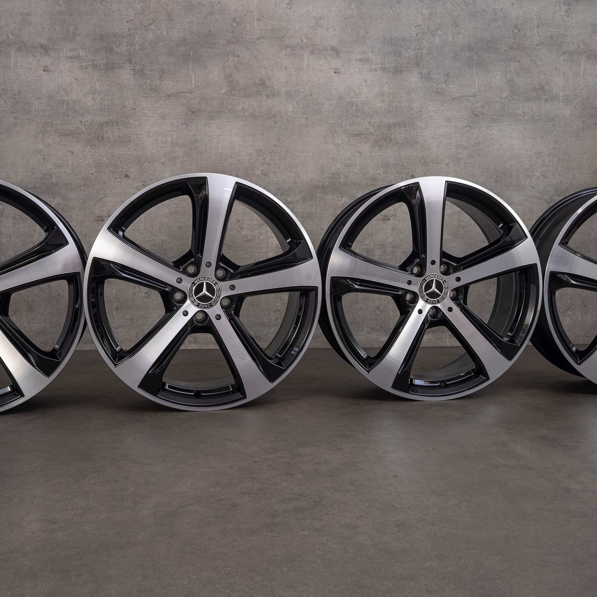 Originele Mercedes C-Klasse 19 inch X206 terreinvelgen A2064015800 NIEUW