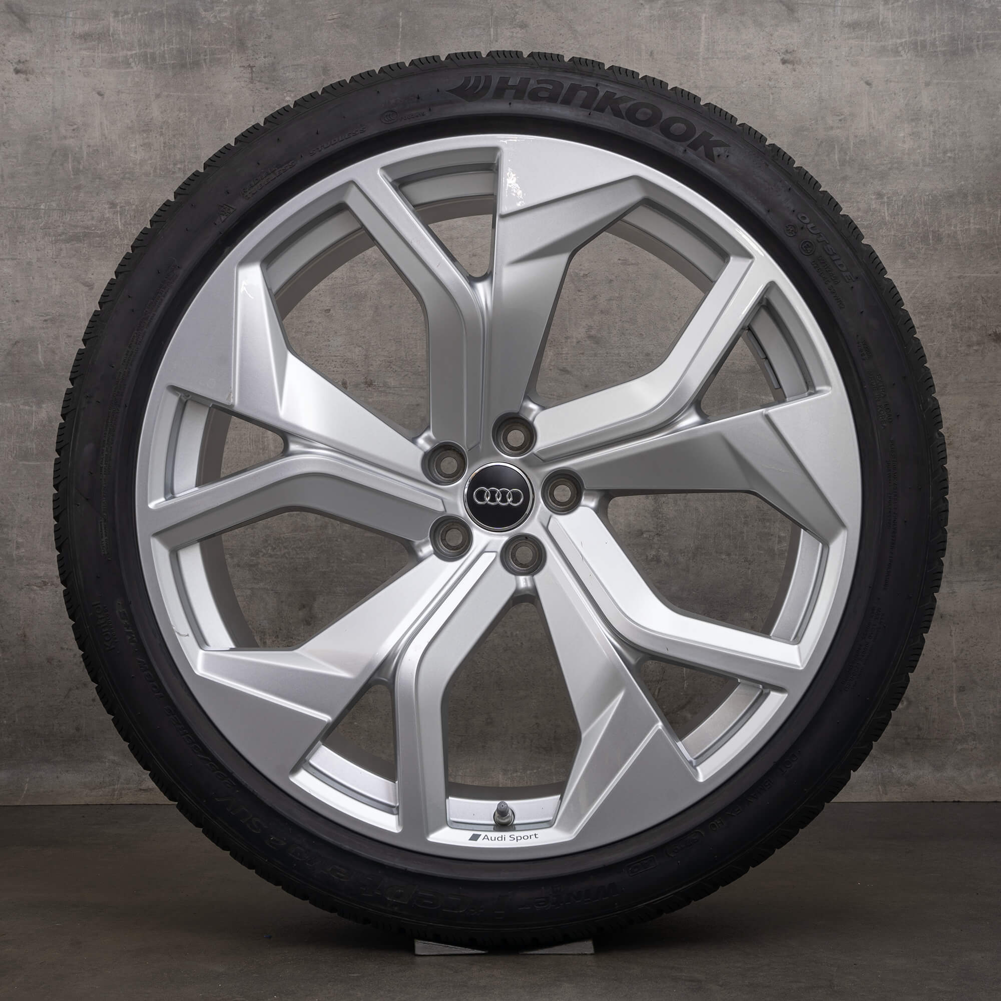 Ruedas de invierno originales Audi RS Q8 23 pulgadas 4M8 llantas rotor 4M8601025AF plata