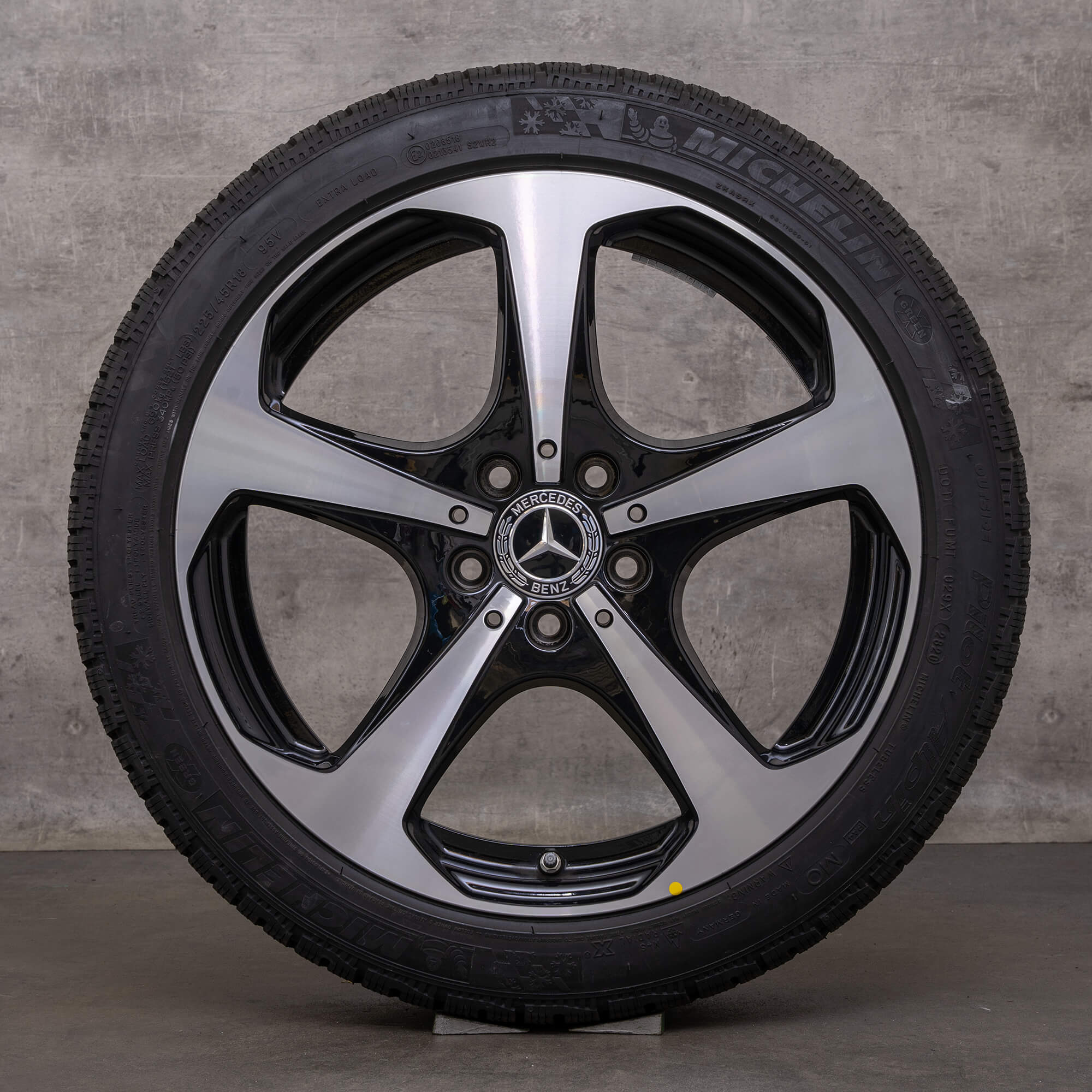 Originele Mercedes Benz C-klasse winterwielen 18 inch W205 S205 A205 C205 velgen A2054014600 A2054014700 zwart glanzend gedraaid