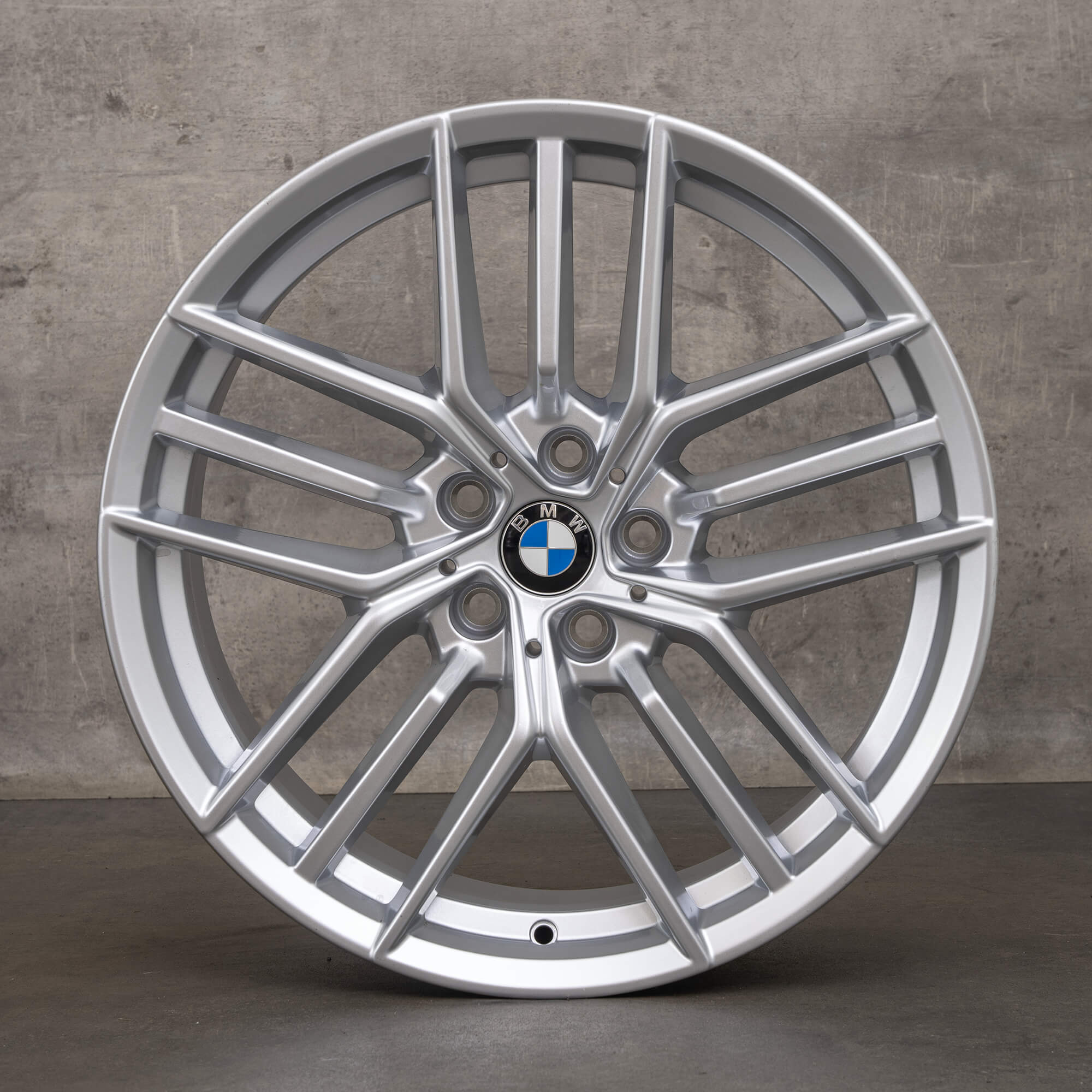 Jante originale BMW Seria 5 i5 19 inch G60 G61 Stil 933 5A324D6 argintiu NOU