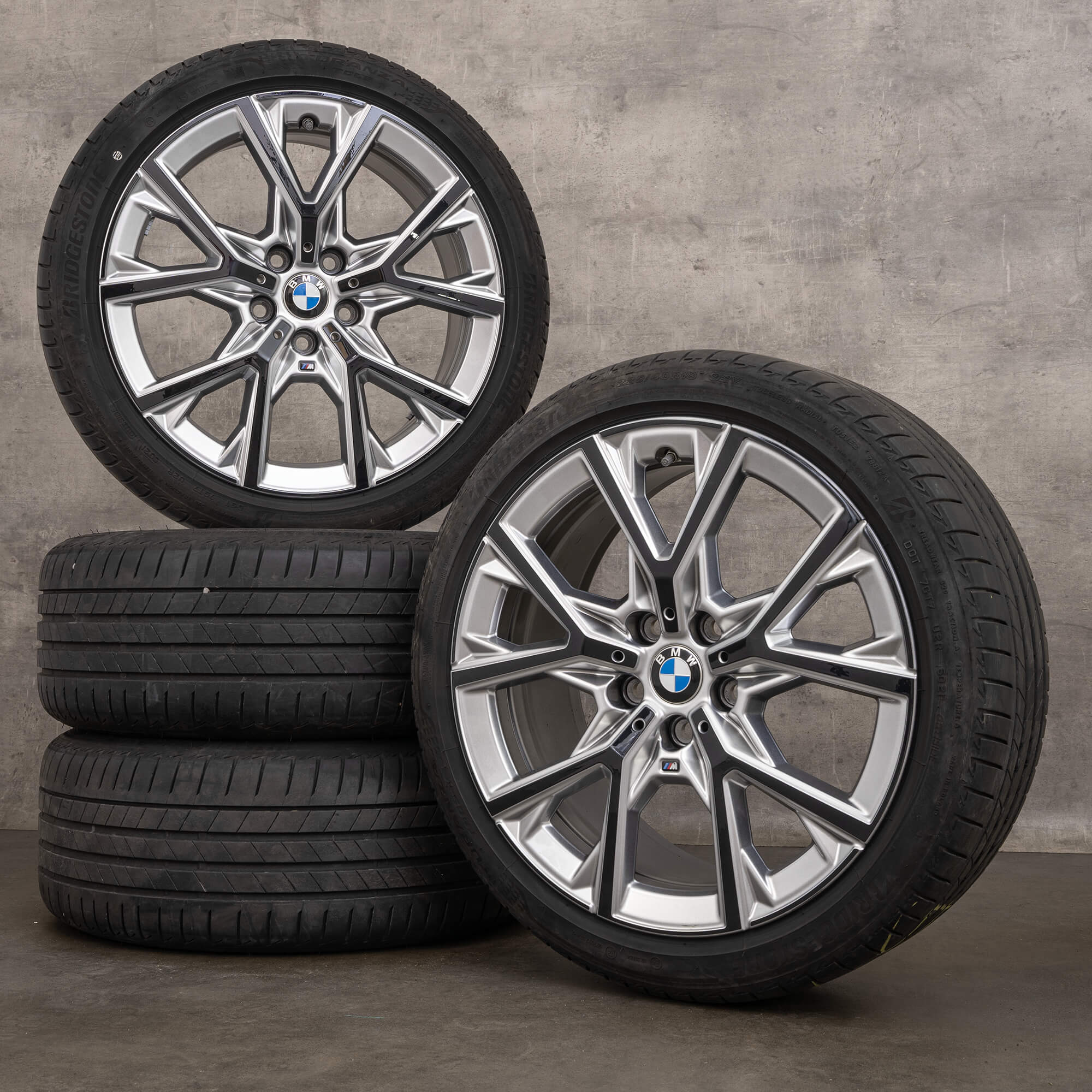 Neumáticos de verano originales BMW Serie 1 F40 2 F44 18 pulgadas 8092355 553 M