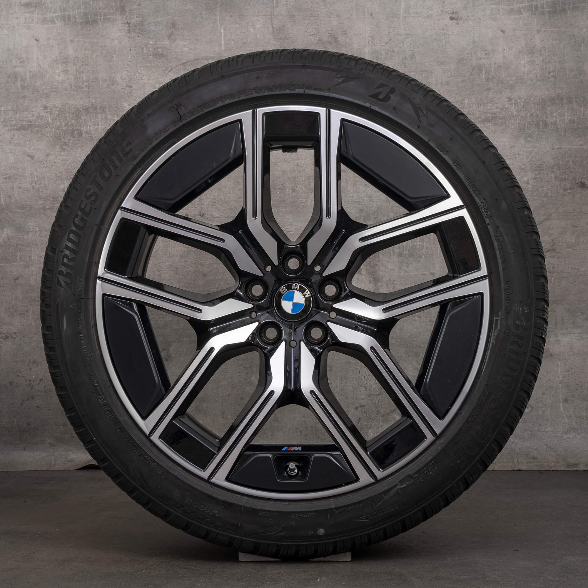 BMW Seria 7 G70 & i7 jante OEM de iarna 20 inch anvelope stil 907 M