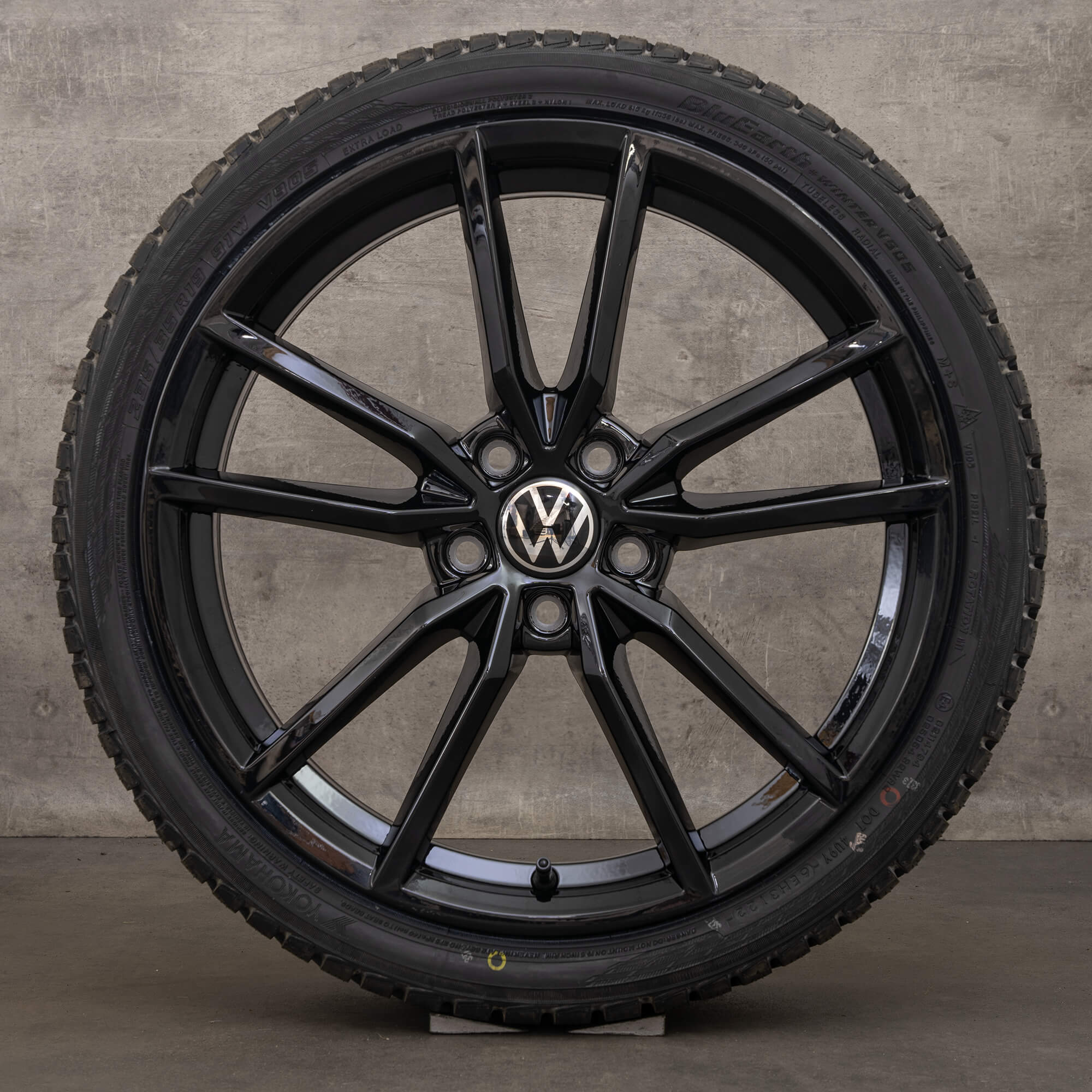 Jante anvelope de iarna originale VW Golf 6 7 R GTI 19 inch Pretoria 5G0601025AJ