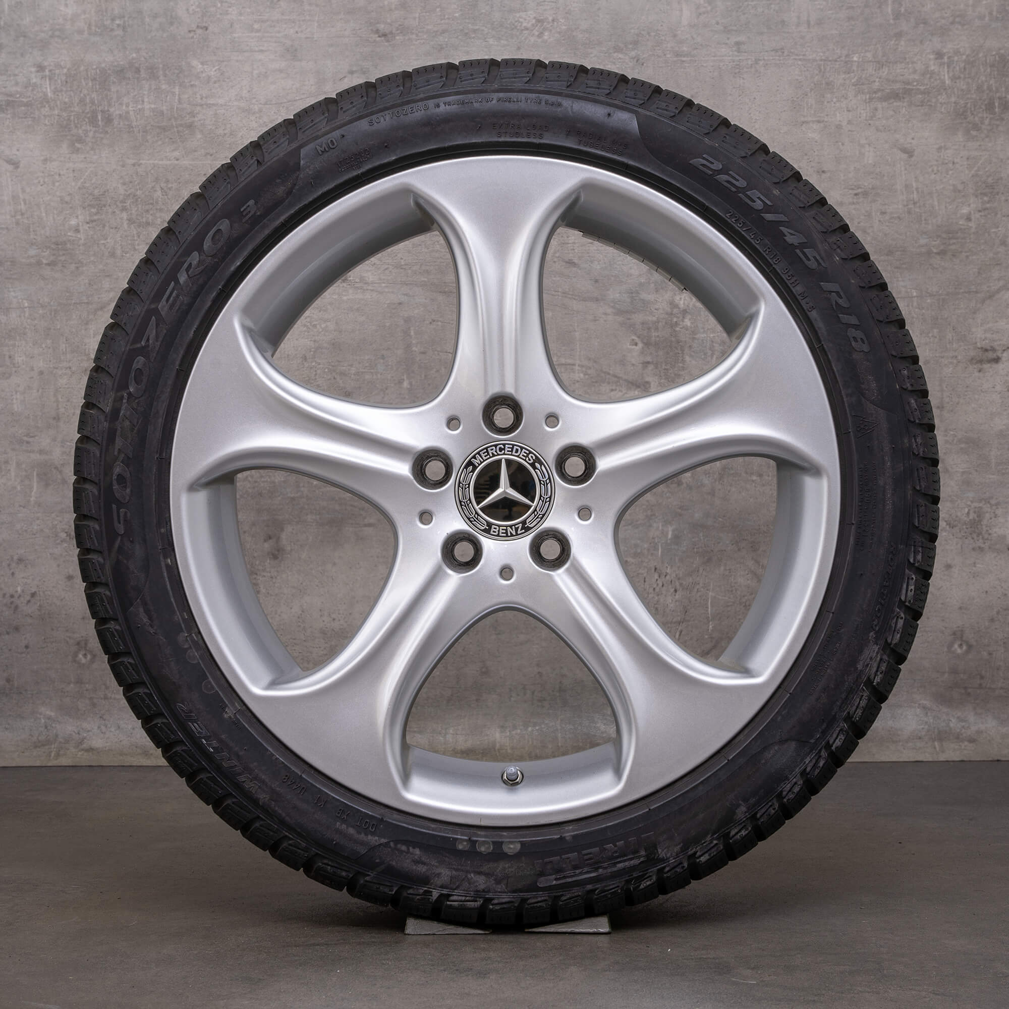 Originele Mercedes Benz C-Klasse winterwielen 18 inch W205 S205 C205 A205 velgen A2054010600 zilver