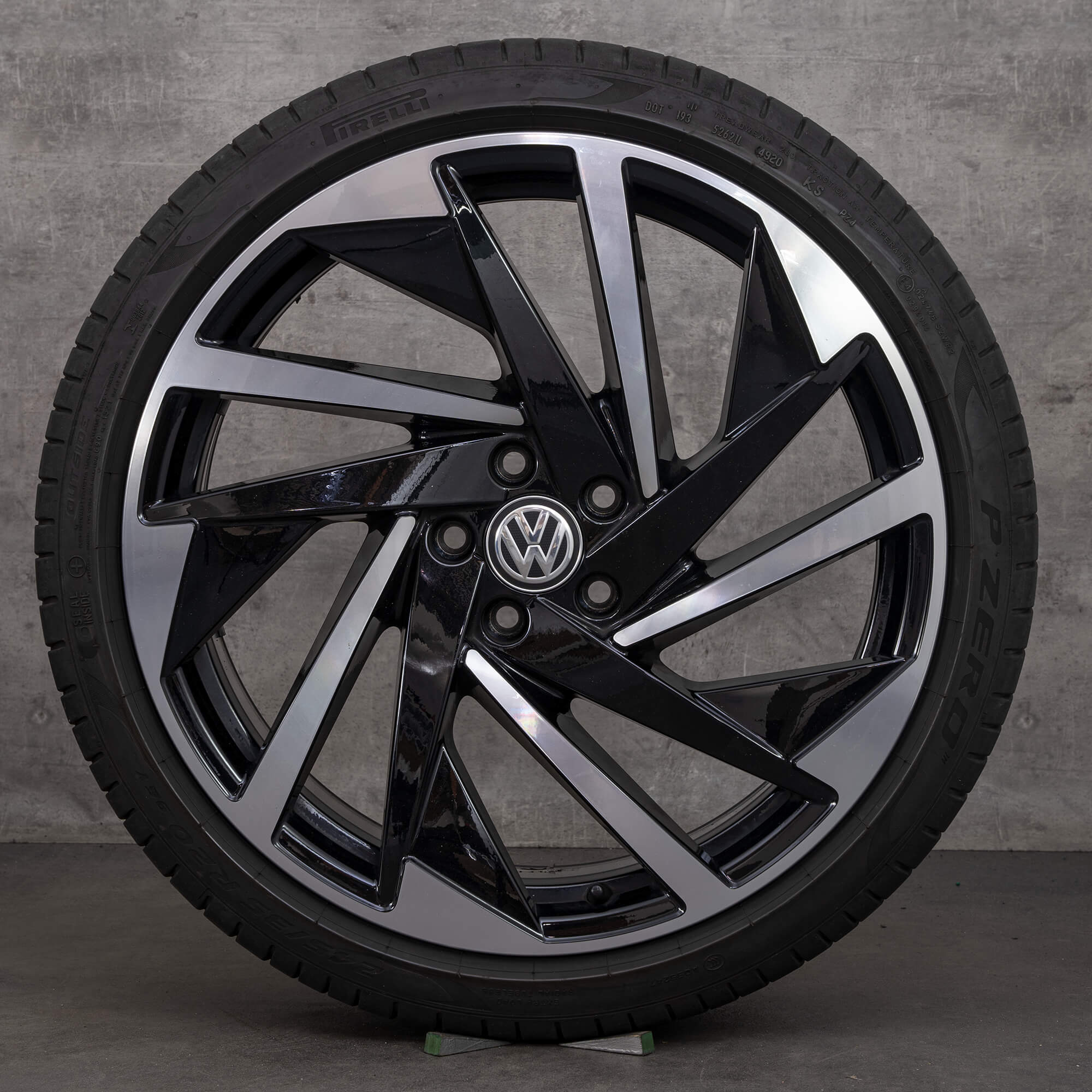 VW Arteon R & Shooting Brake rims 20 inch Nashville summer tires 3G8601025T