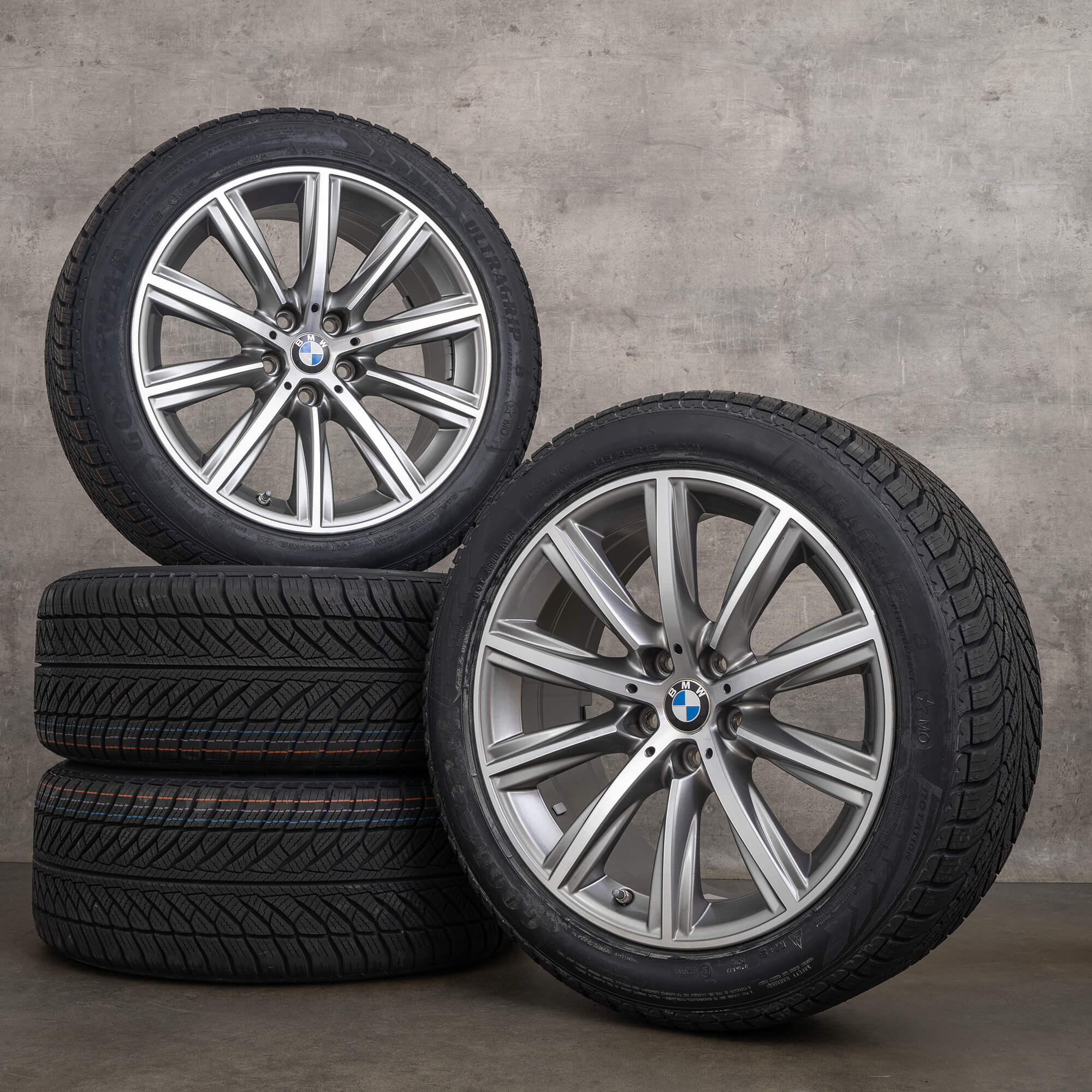 Original BMW Seria 5 G30 G31 jante 18 inch anvelope iarna stil 684 6874441 roti gri feric