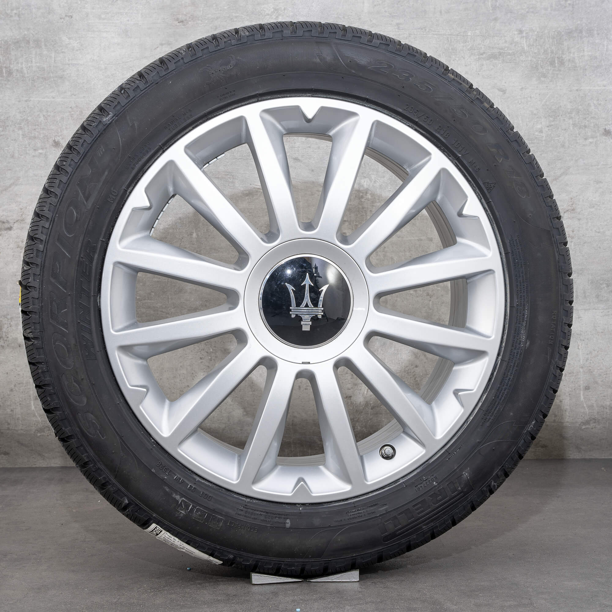 Maserati 18 inch velgen Ghibli M157 Alfieri winterbanden winterwielen aluminium