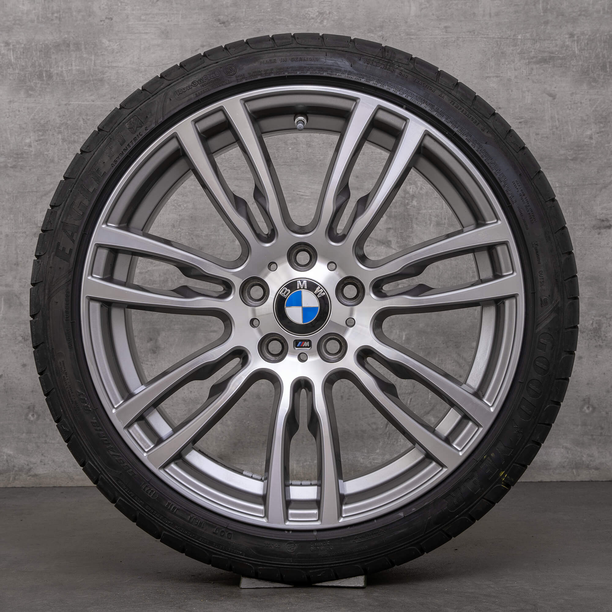 Original BMW 3er 4er Felgen 19 Zoll F30 F31 F32 F33 F36 Sommerräder 403 M 7850020 7850021 ferricgrey front polish