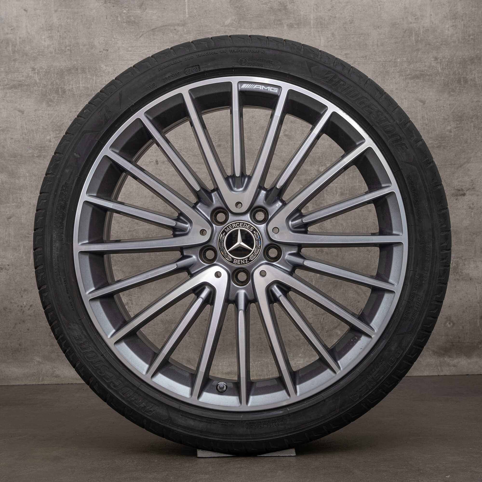 OEM AMG Mercedes GLA 45 X156 20 inch rims summer tires A1564012900 himalaya grey high-sheen