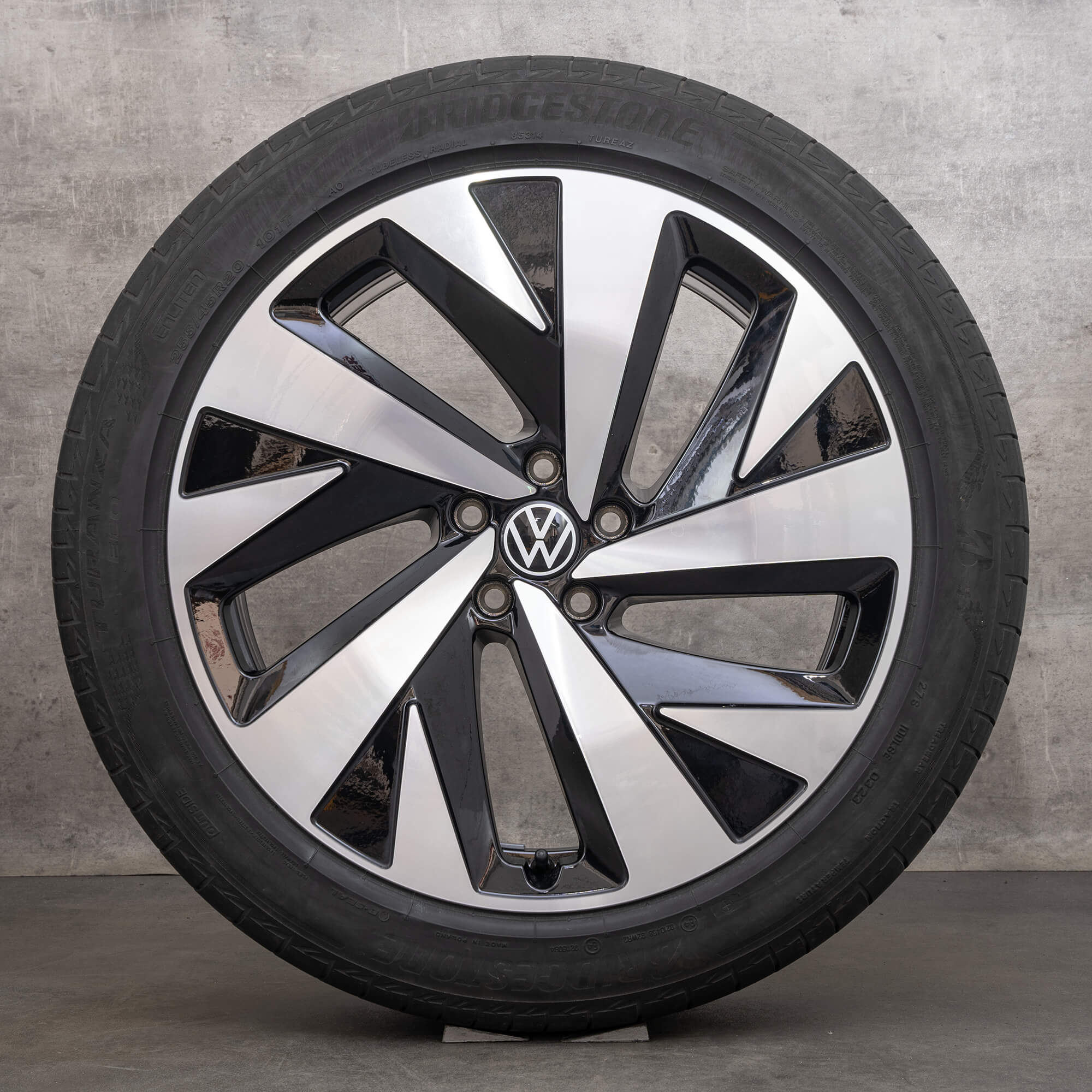 VW ID.4 ID.5 E2 Pro summer wheels 20 inch rims tires Drammen