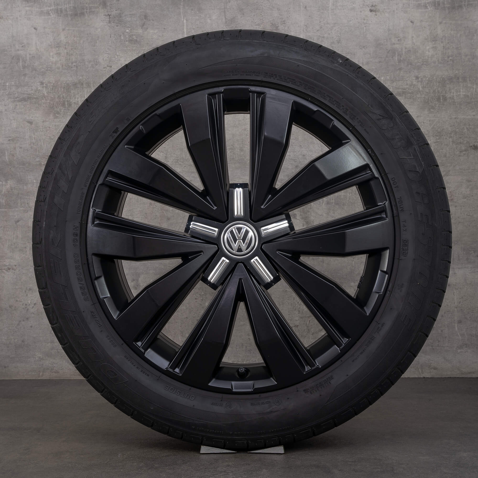 VW 20 tums fälgar Amarok 2H Talca alloyfälgar sommardäck sommarhjul