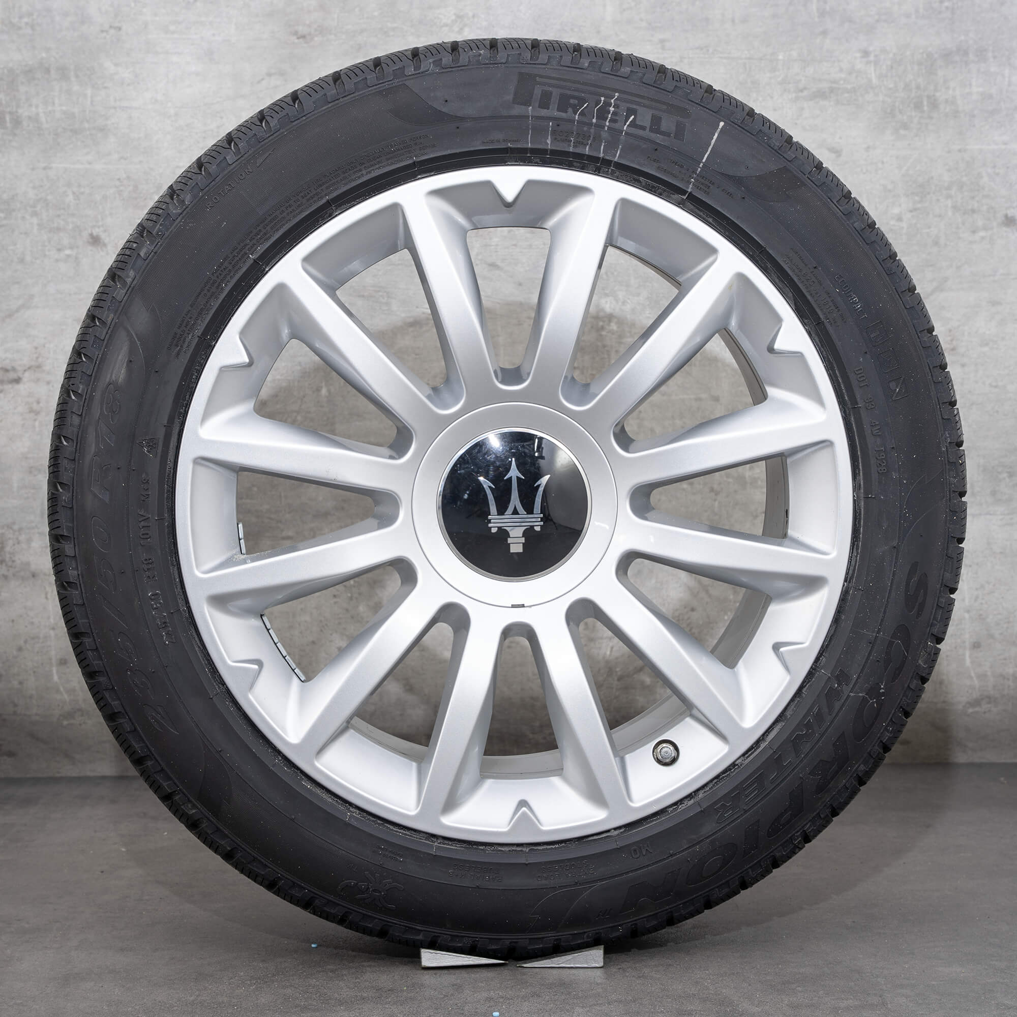 Maserati 18 inch velgen Ghibli M157 Alfieri winterbanden winterwielen aluminium