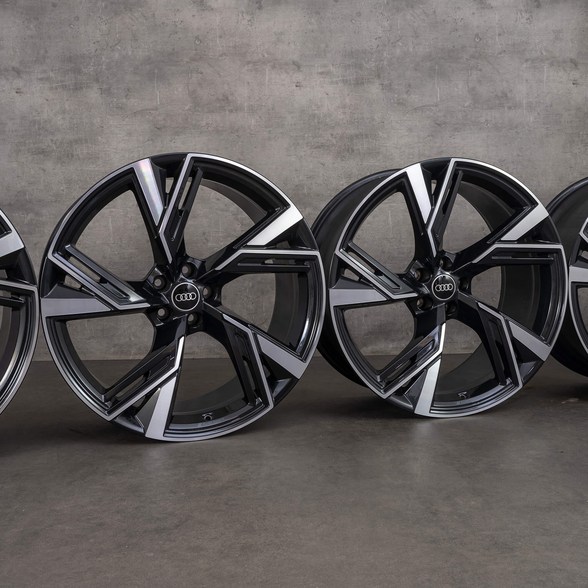 Audi 22 inch rims RS6 RS7 4K C8 alloy 4K0601025BL trapezoidal design