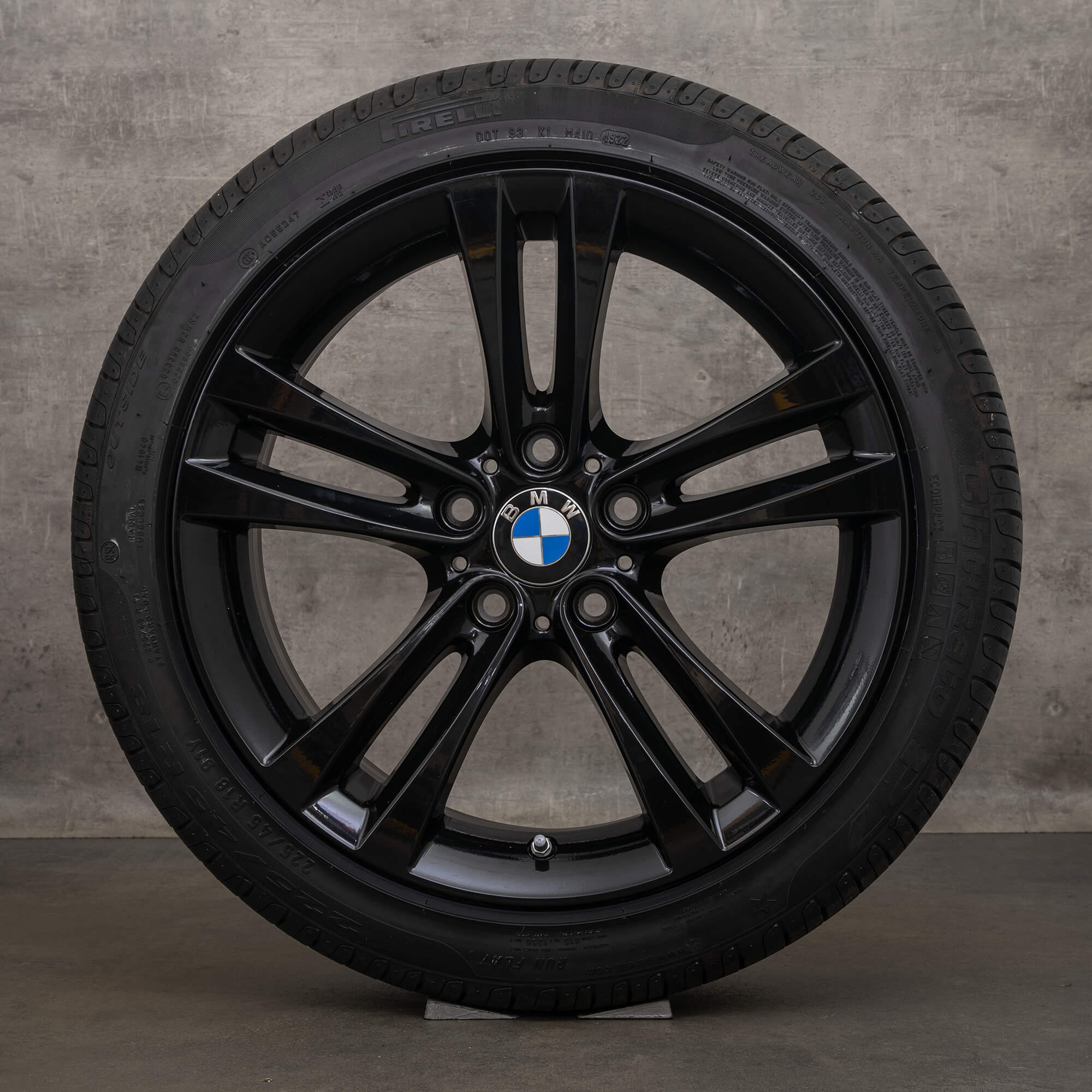 Original BMW Seria 3 F30 F31 4 F32 F33 F36 Jante 18 inch anvelope de vara stil 397 6796247 negru lucios