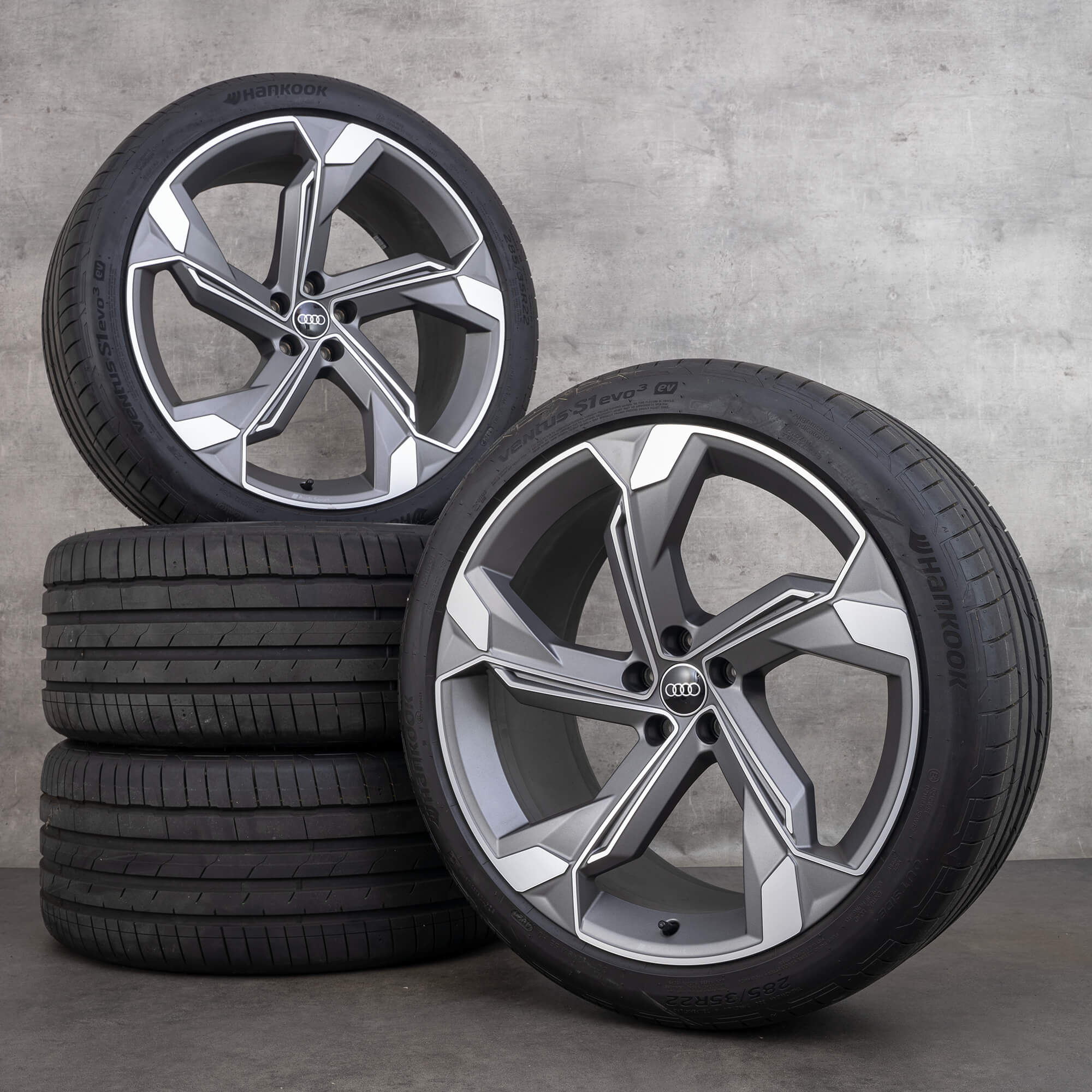 Audi 22 inch rims SQ8 e-tron S GE summer tires wheels 4KE601025D