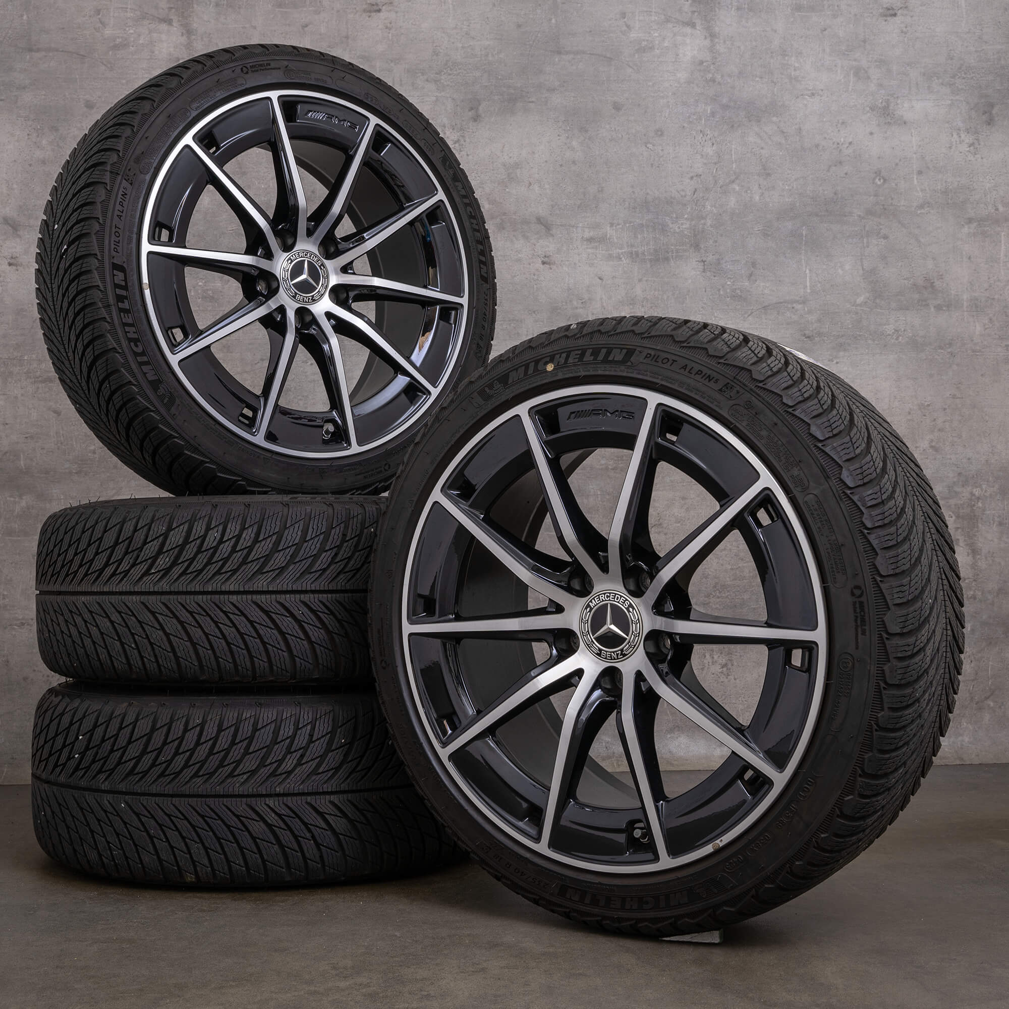 Originele Mercedes Benz A-Klasse A35 AMG winterwielen 18 inch W177 V177 velgen A1774014300 zwart glanzend gedraaid