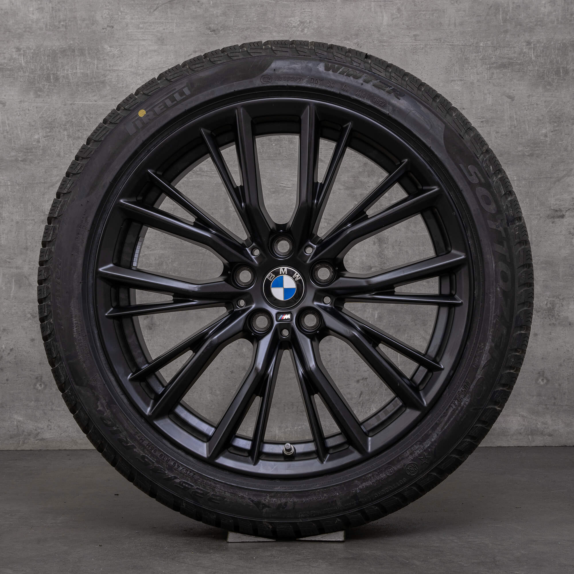 Original BMW Serie 2 3 4 llantas completas de invierno 18 pulgadas G42 G20 G21 G22 G23 styling 796 M 6885305 6885306 negro mate