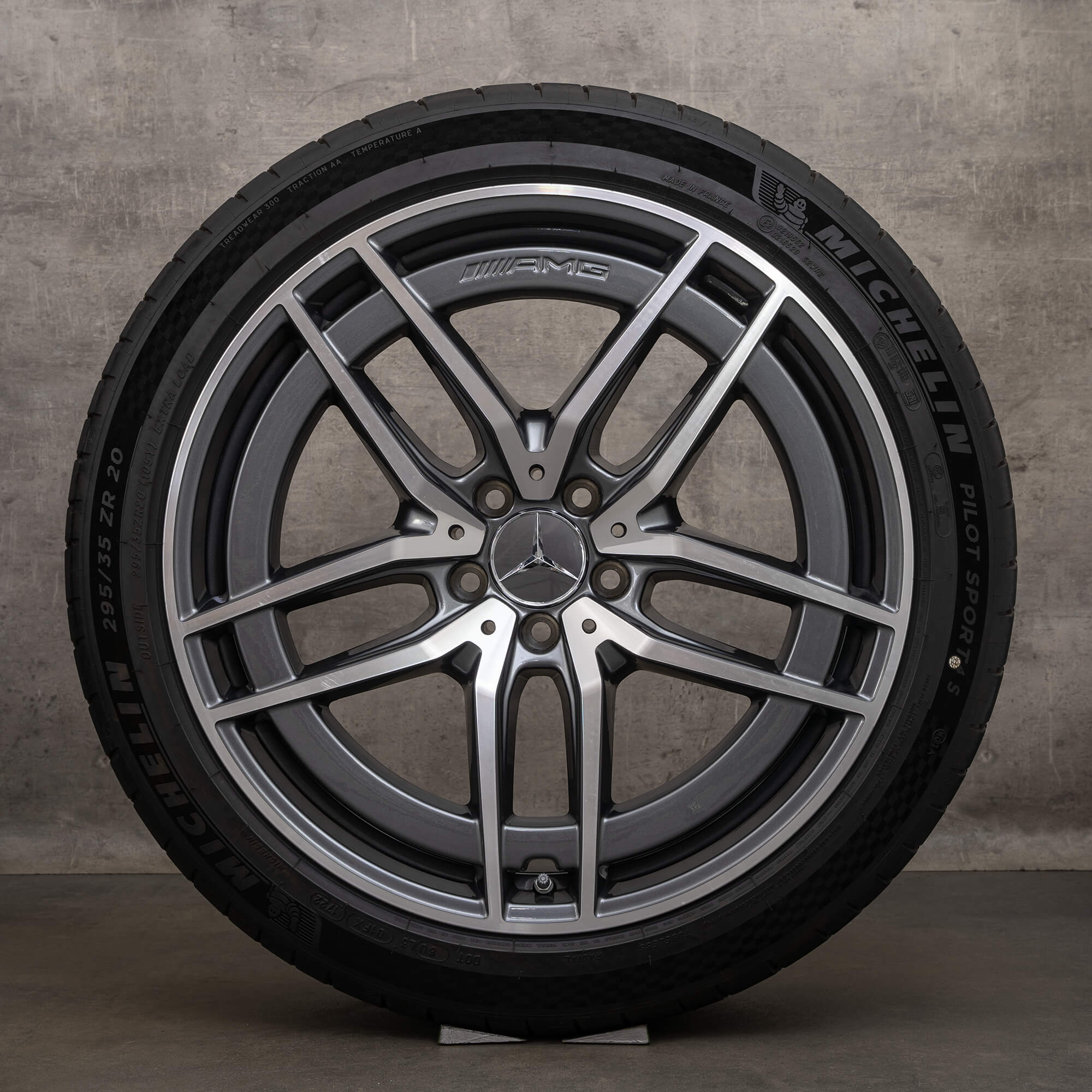 Originele AMG Mercedes SL 43 55 63 R232 20 inch zomerbanden velgen A2324012100