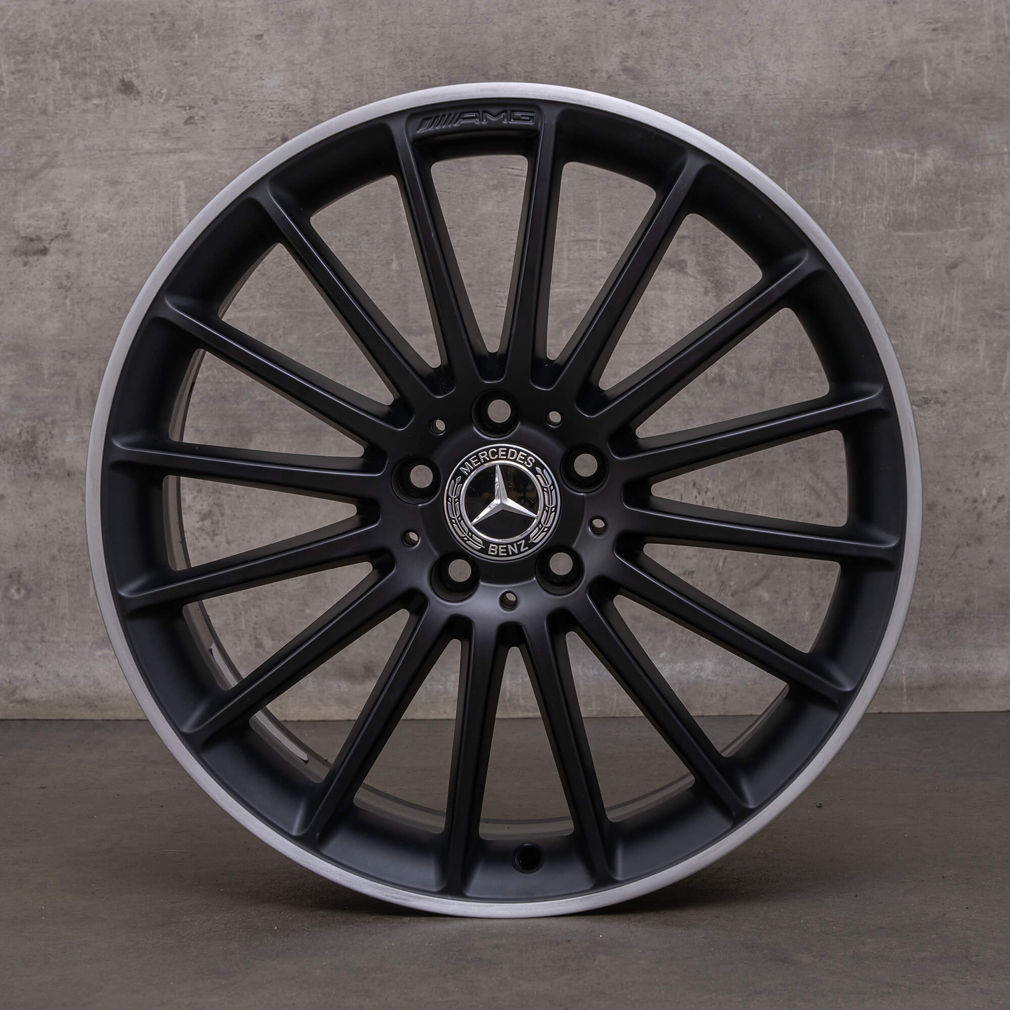 Genuine Mercedes Benz A-Class A 45 CLA AMG Jante 19 inch W176 C117 X117 A1764010502