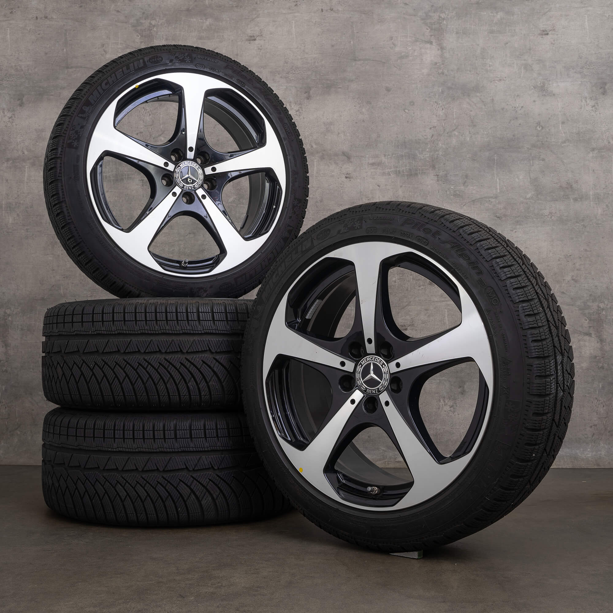 Originele Mercedes Benz C-Klasse winterwielen 18 inch W205 S205 A205 C205 velgen winterbanden A2054014600 A2054014700 zwart