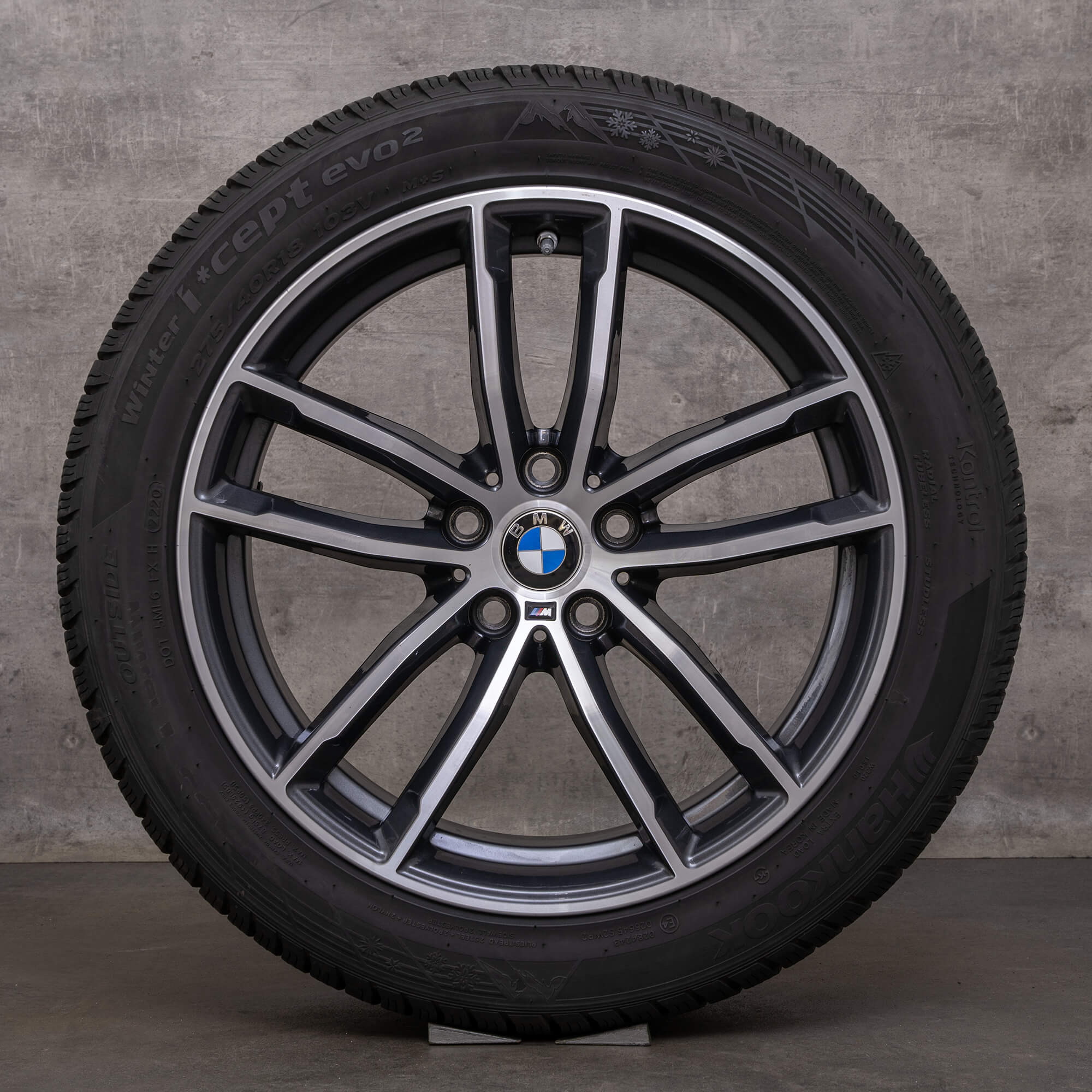 OEM BMW 5 Series winter wheels 18 inch G30 G31 rims styling 662 M 8093405 8093406 ferricgrey front polish