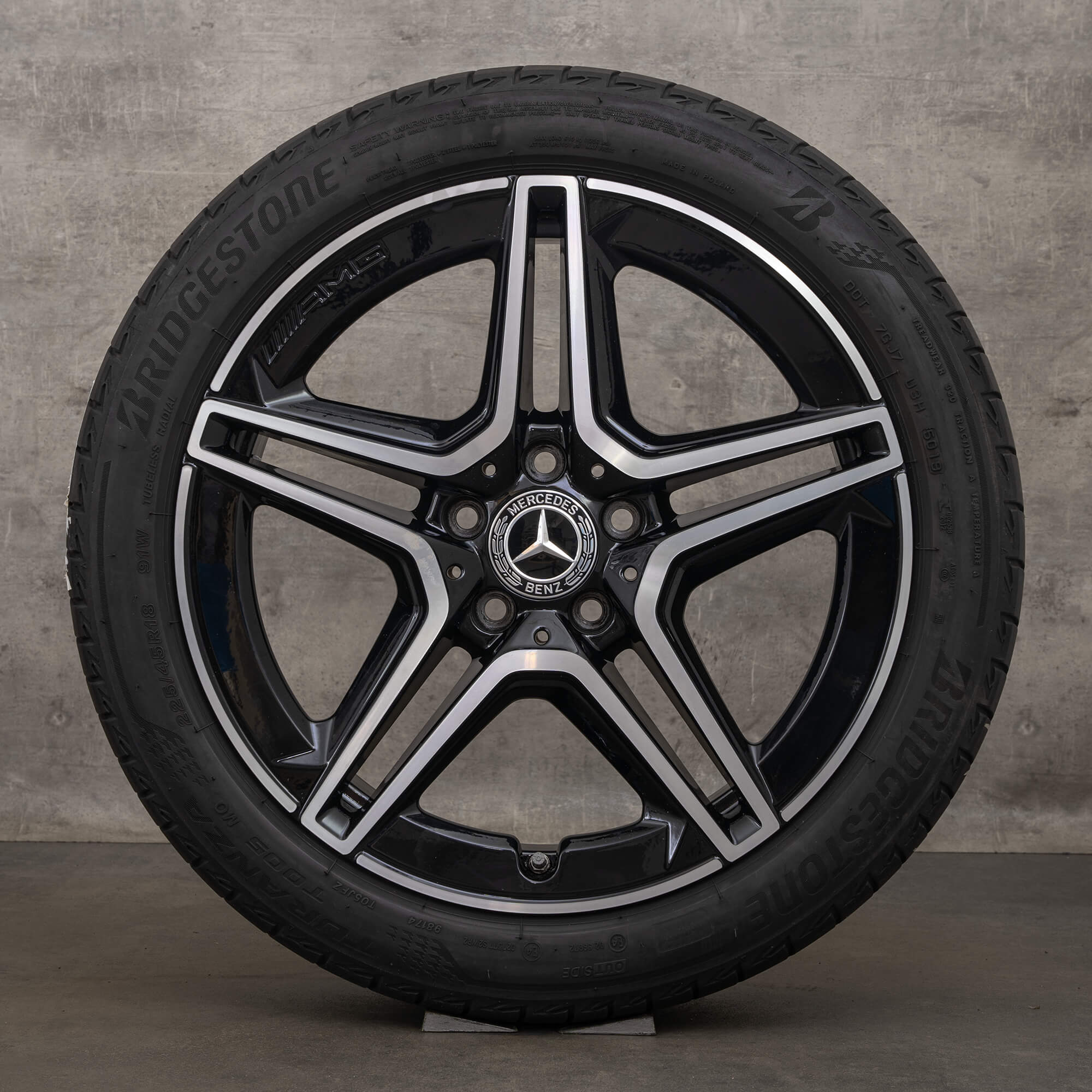 OEM AMG Mercedes Benz AB Class W177 W247 CLA X118 C118 18 inch summer tires rims wheels A1774011500 black high-sheen